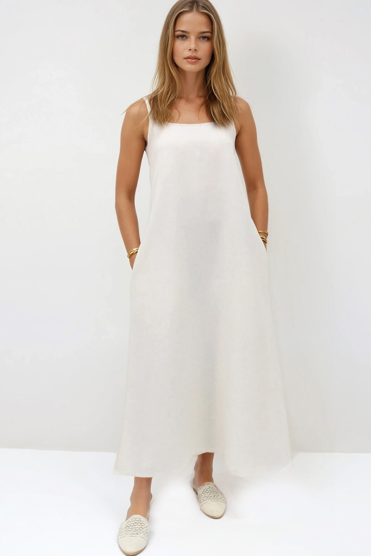 Bej Ayarlanabilir Askılı Desenli Çift Cepli Midi Boy Keten Elbise