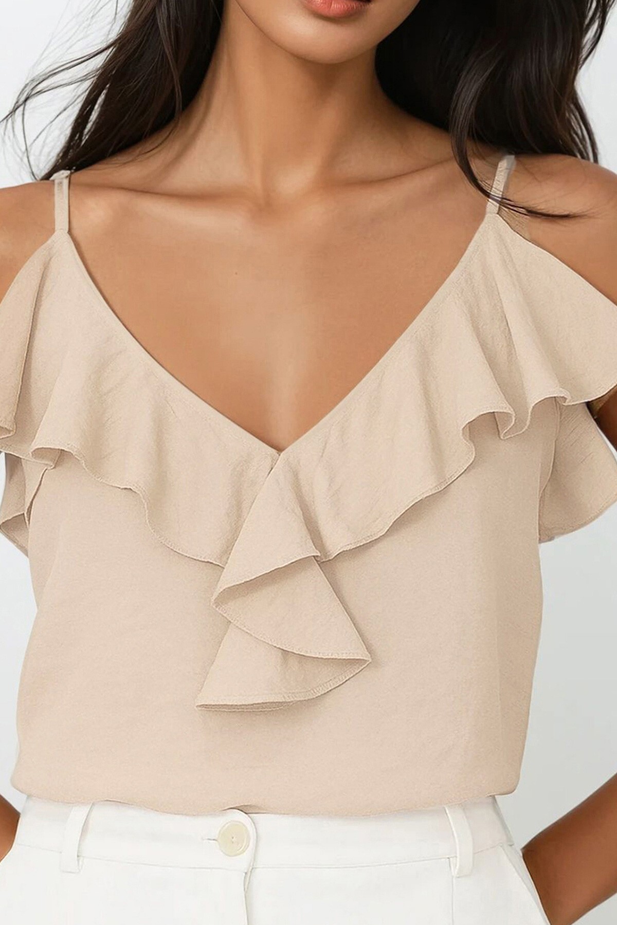 Bej Ayarlanabilir Askılı Önü Fırfırlı Aerobin Bluz