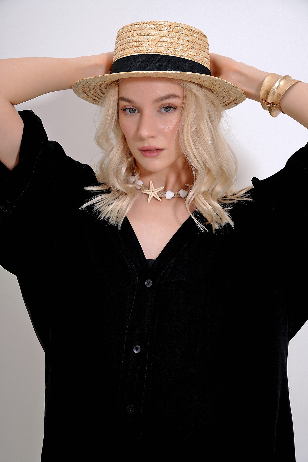 Bej Hasır Örgü Şapka