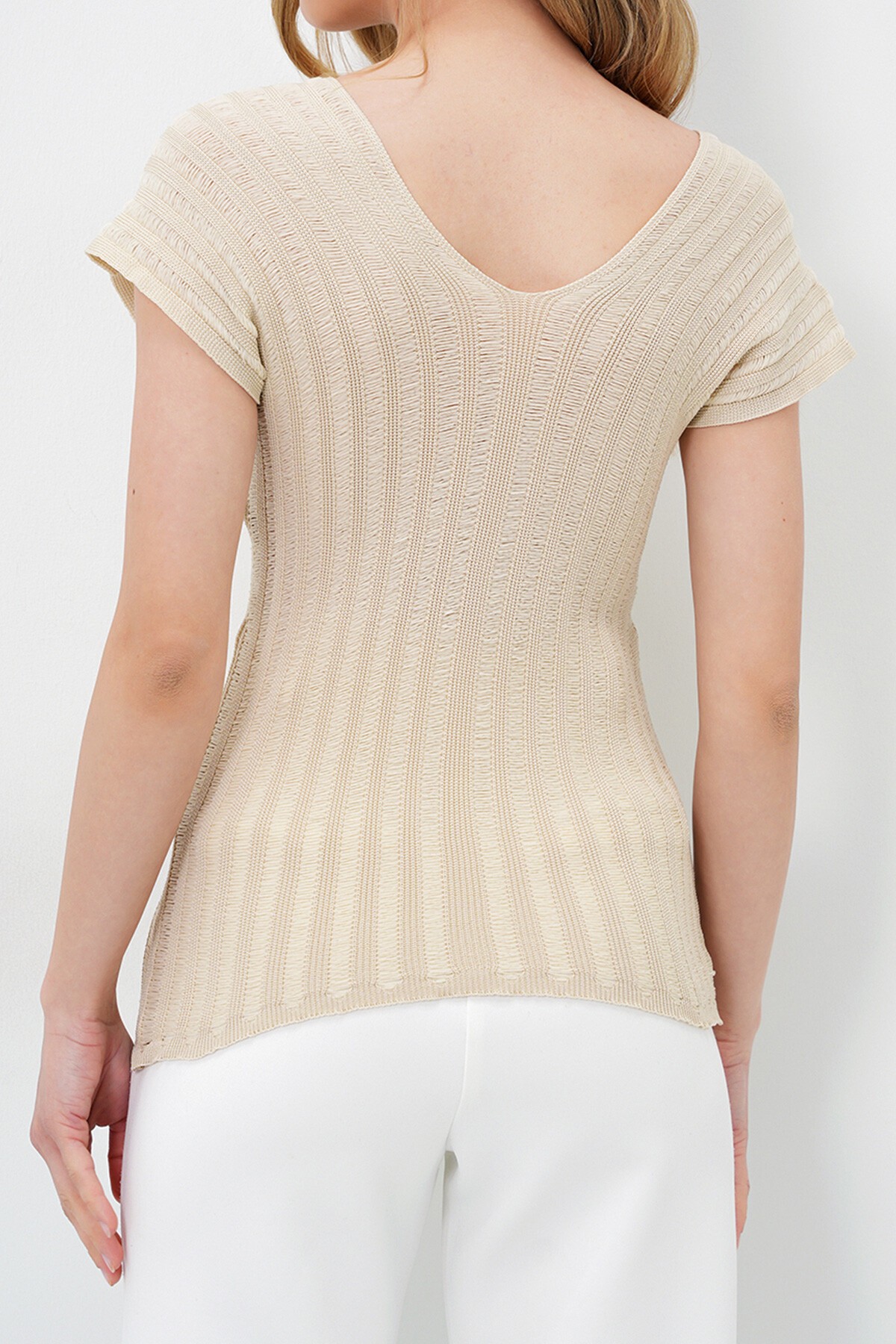 Bej Ön Arka V Yaka Ajurlu Yazlık Triko Bluz