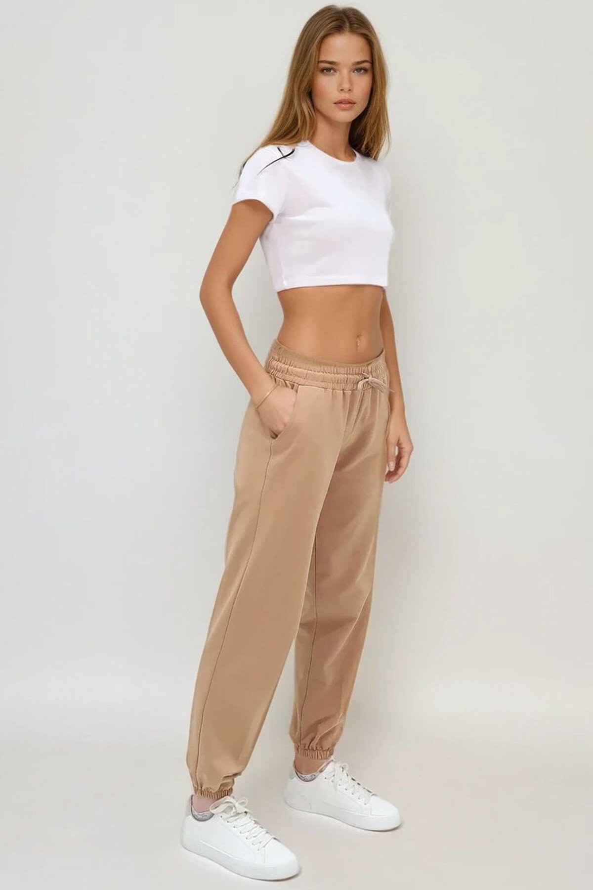 Bej Paçası Lastikli İki İplik Eşofman Altı