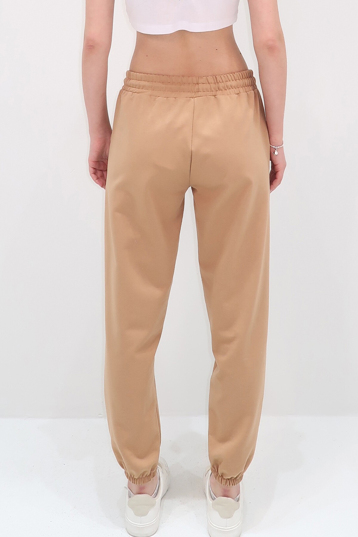 Bej Paçası Lastikli İki İplik Eşofman Altı