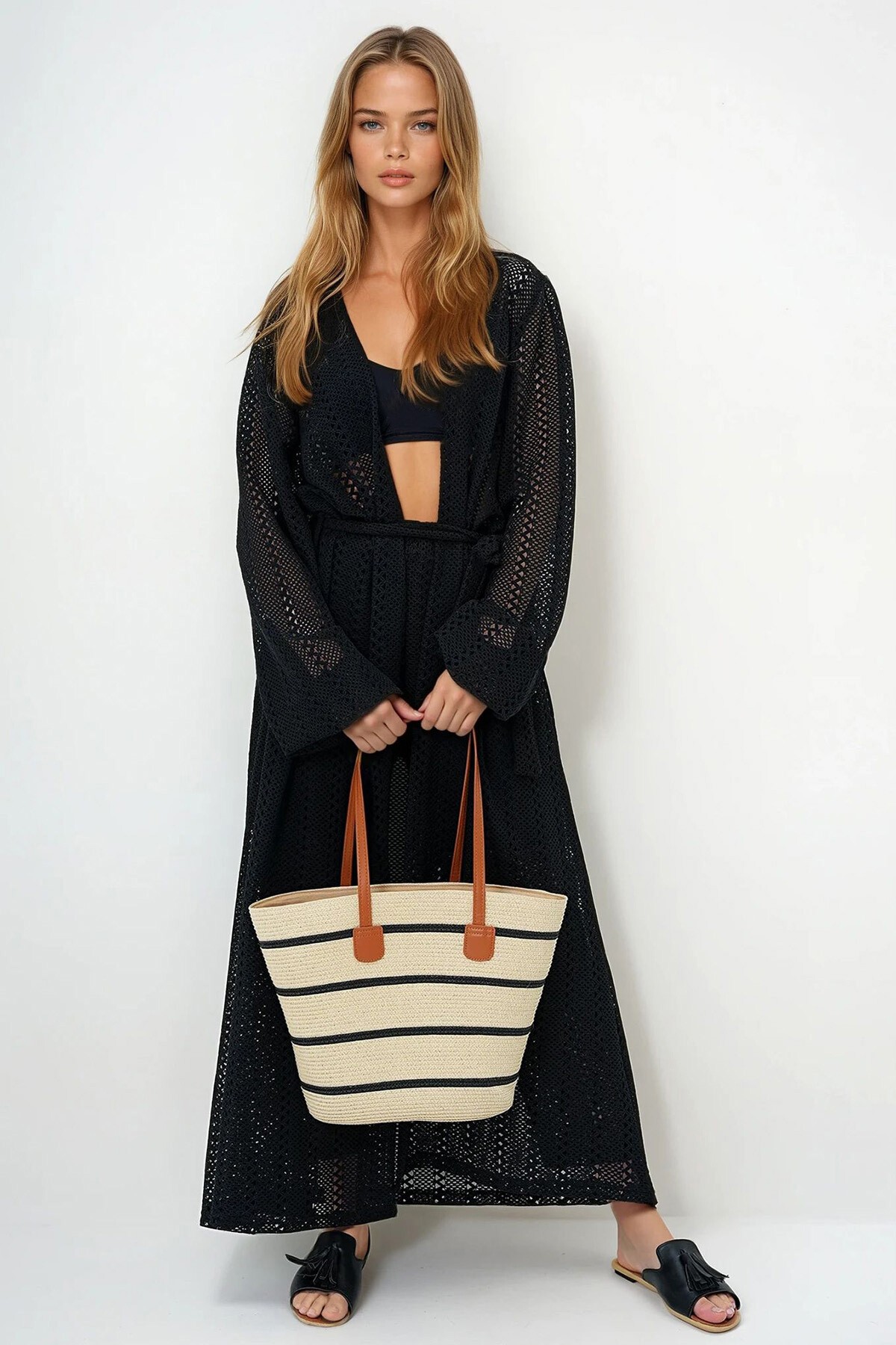 Bej Siyah Deri Kordonlu Çizgi Desenli Hasır Büyük Boy Plaj Çantası