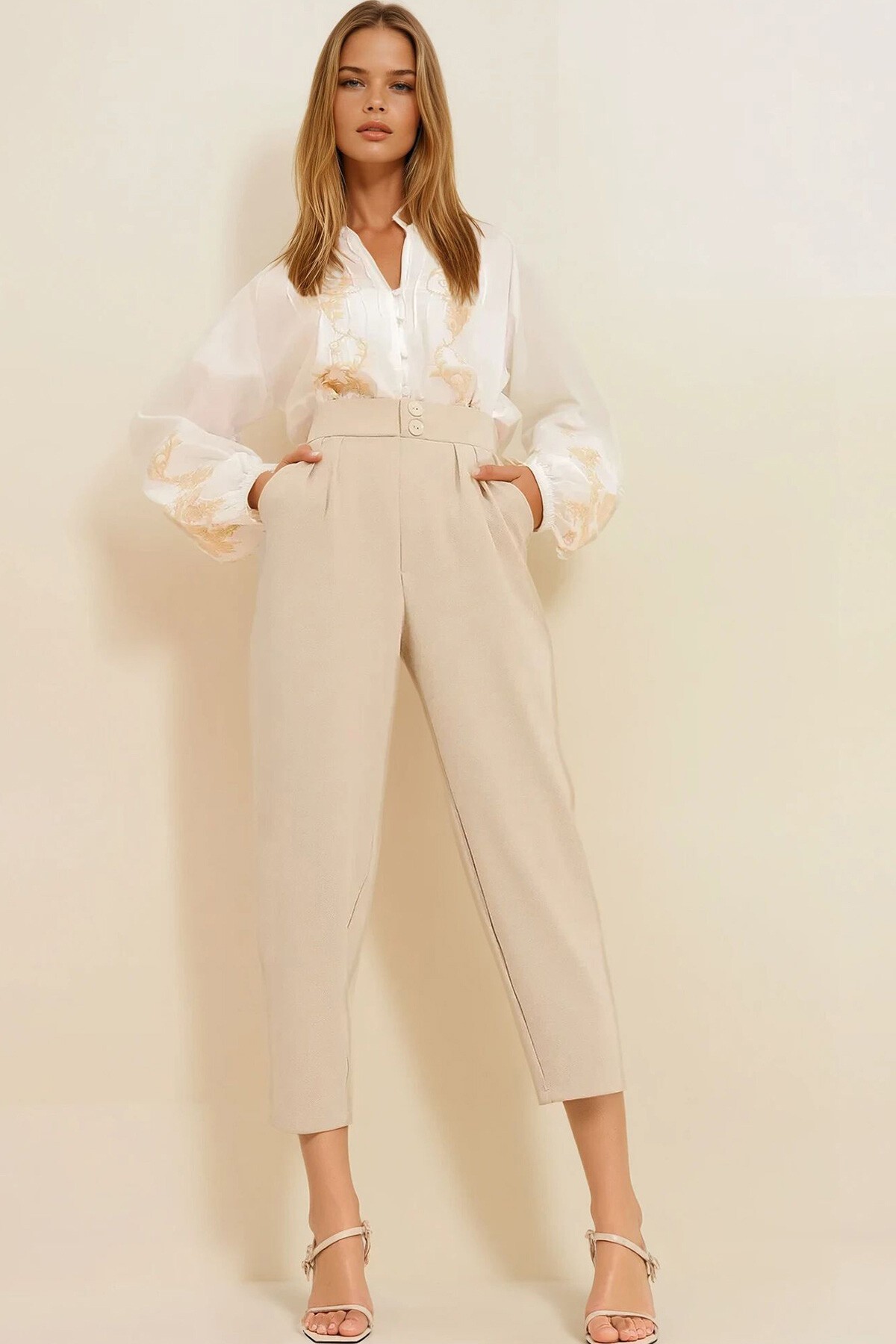 Bej Yüksek Bel Havuç Pantolon