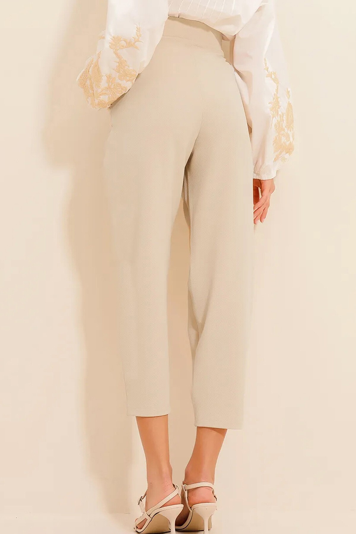 Bej Yüksek Bel Havuç Pantolon