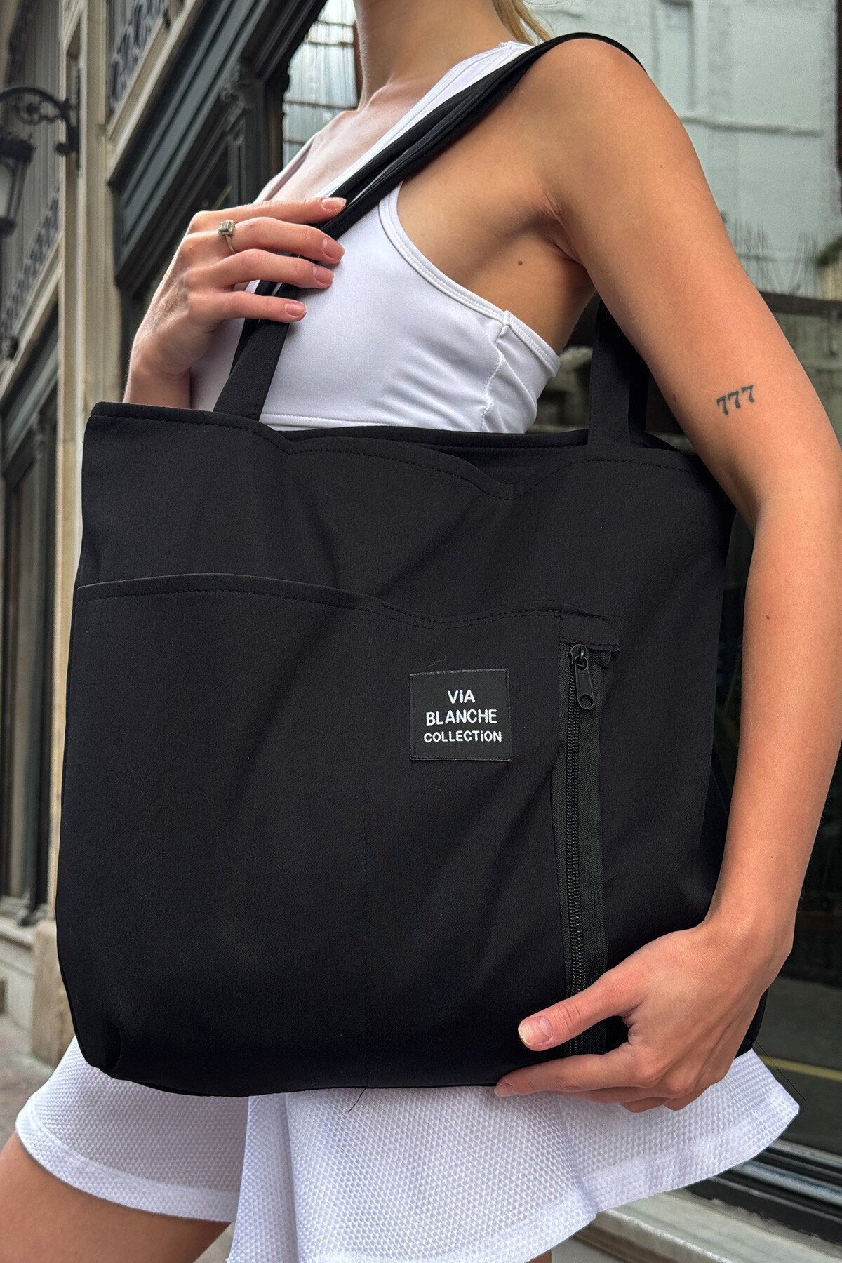 Beyaz Beli Lastikli Şort Etek Crop Atlet Çanta Ve Kare Güneş Gözlüğü Takım Stay Fit V00024