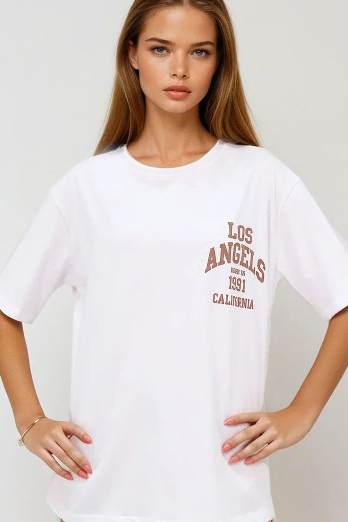 Beyaz Bisiklet Yaka Baskılı Oversize T Shirt