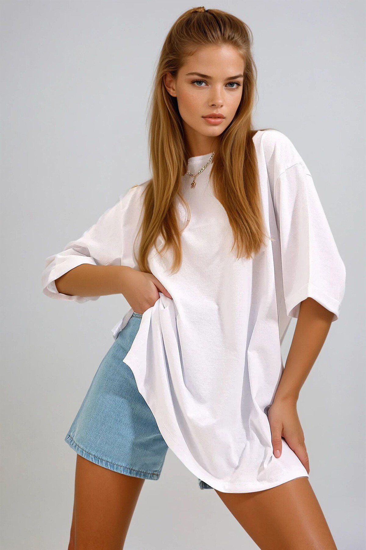 Beyaz Bisiklet Yaka Duble Kol Oversize Pamuklu Basic T Shirt