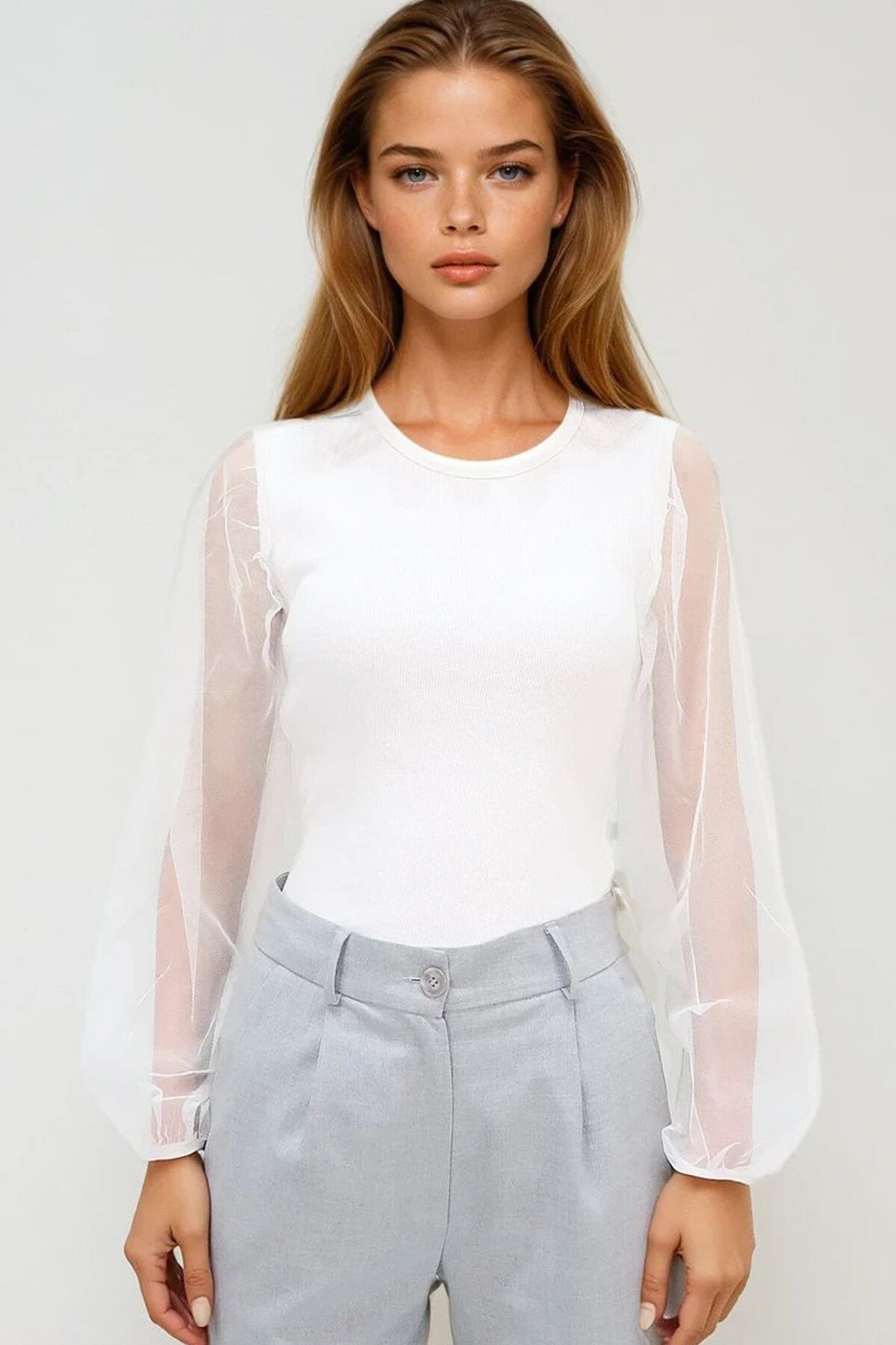 Beyaz Bisiklet Yaka Kolları Tül Detaylı Fitilli Bluz