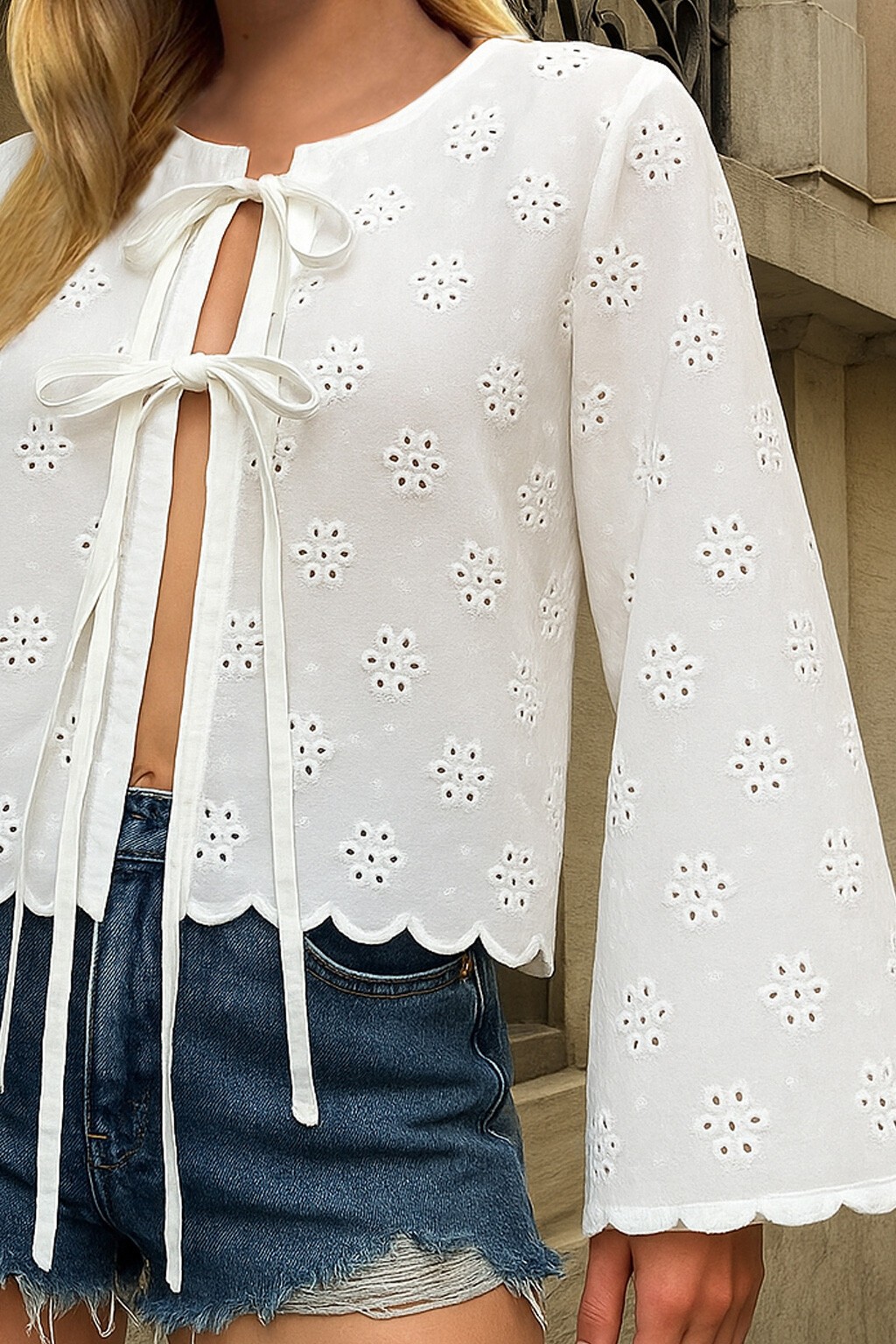 Beyaz Dantel İşlemeli Bağlama Detaylı İspanyol Kol Bluz