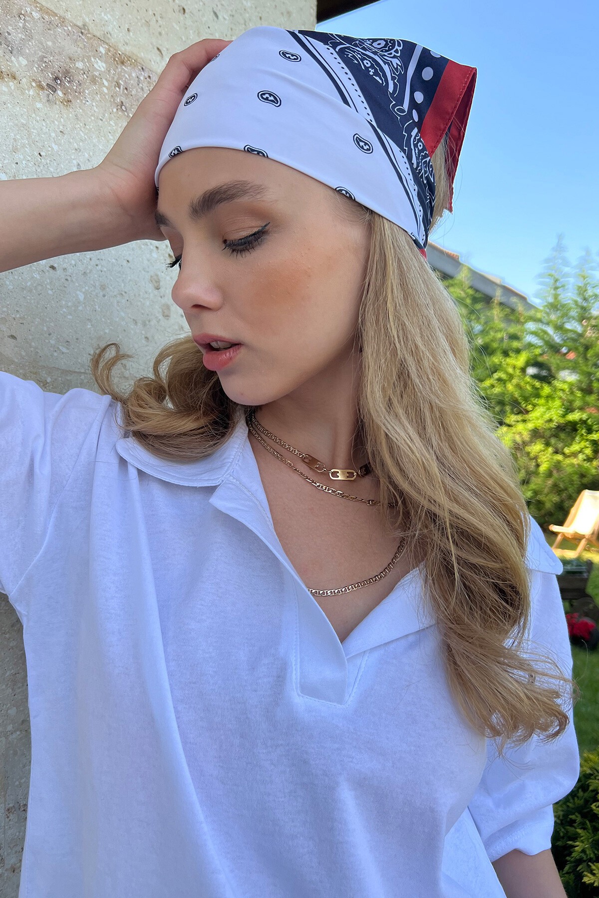 Beyaz Desenli Saç Aksesuarı Bandana