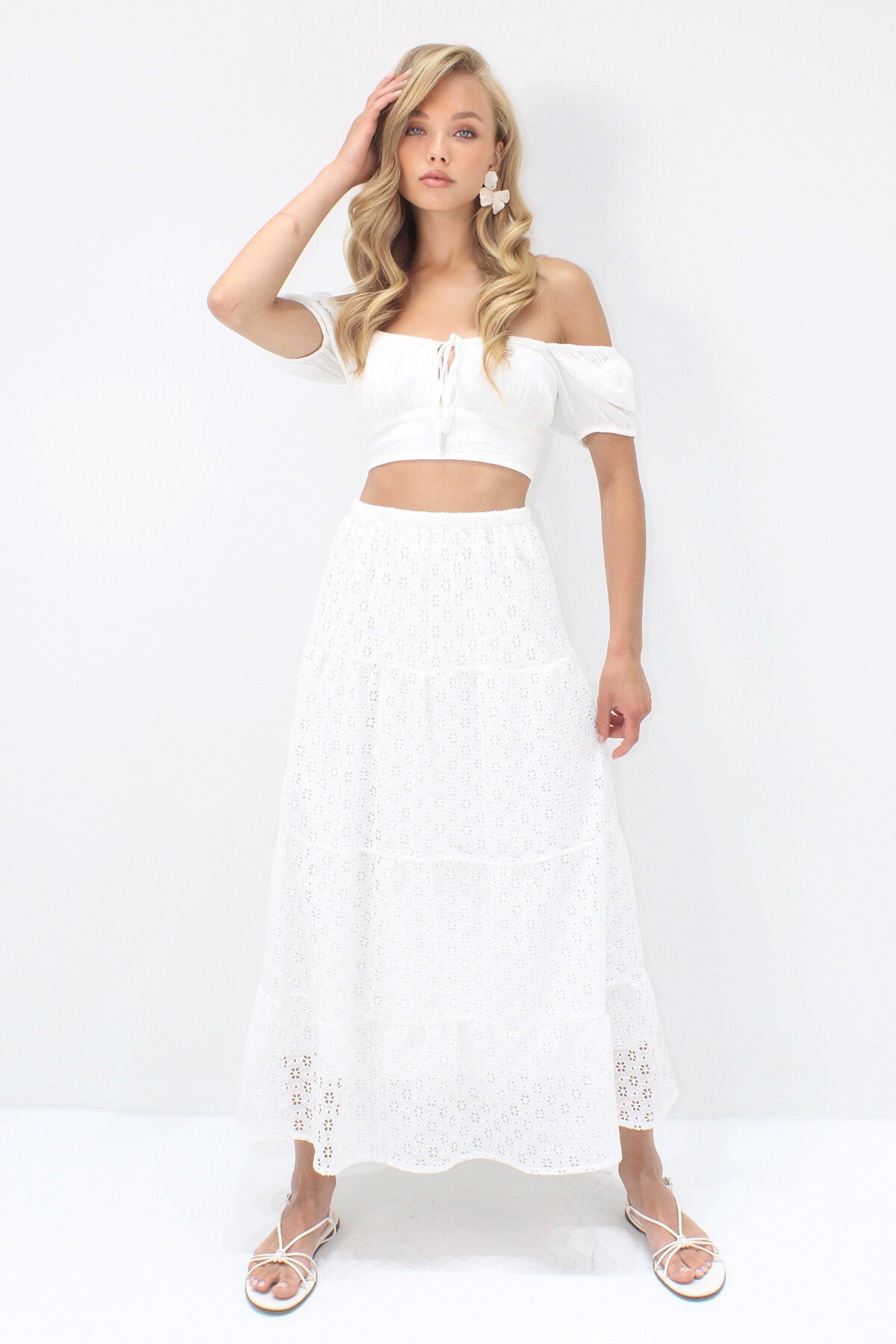 Beyaz Katkat Volanlı Güpür Premium Etek