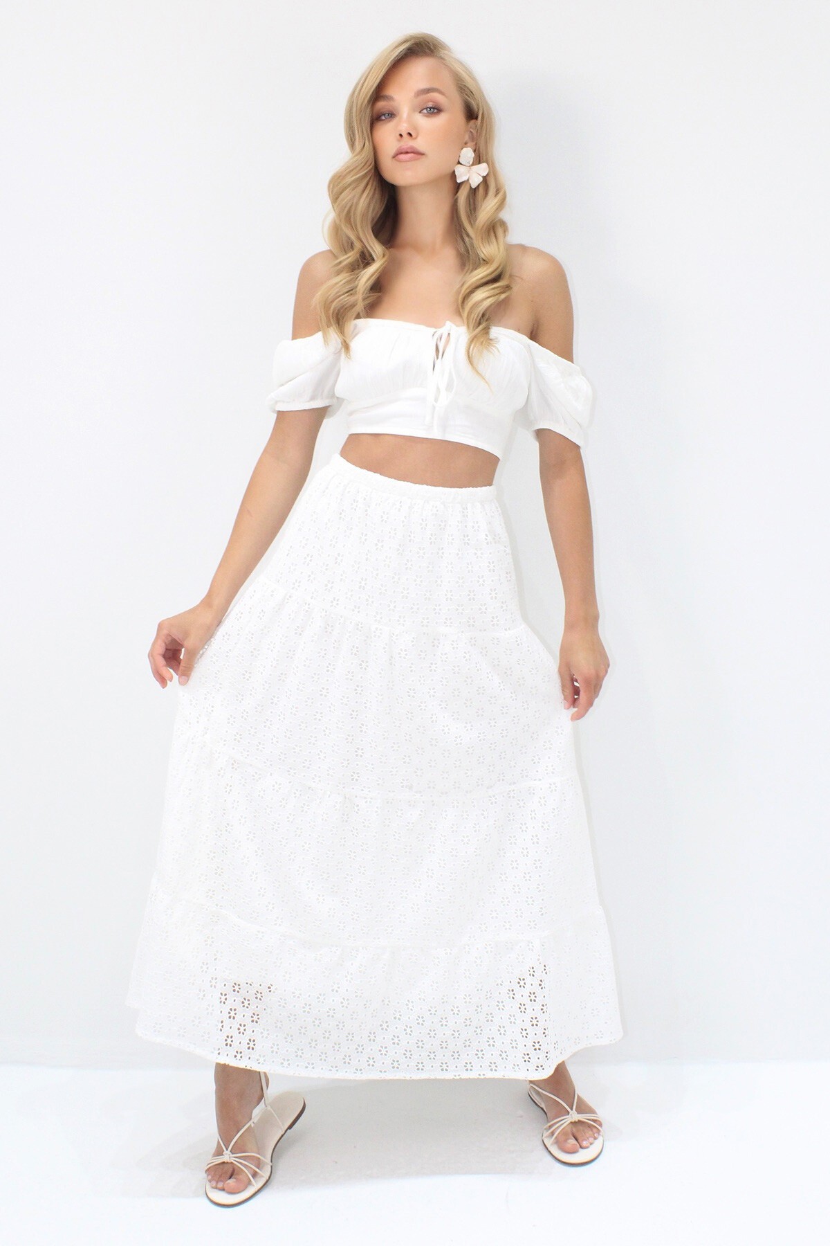 Beyaz Katkat Volanlı Güpür Premium Etek