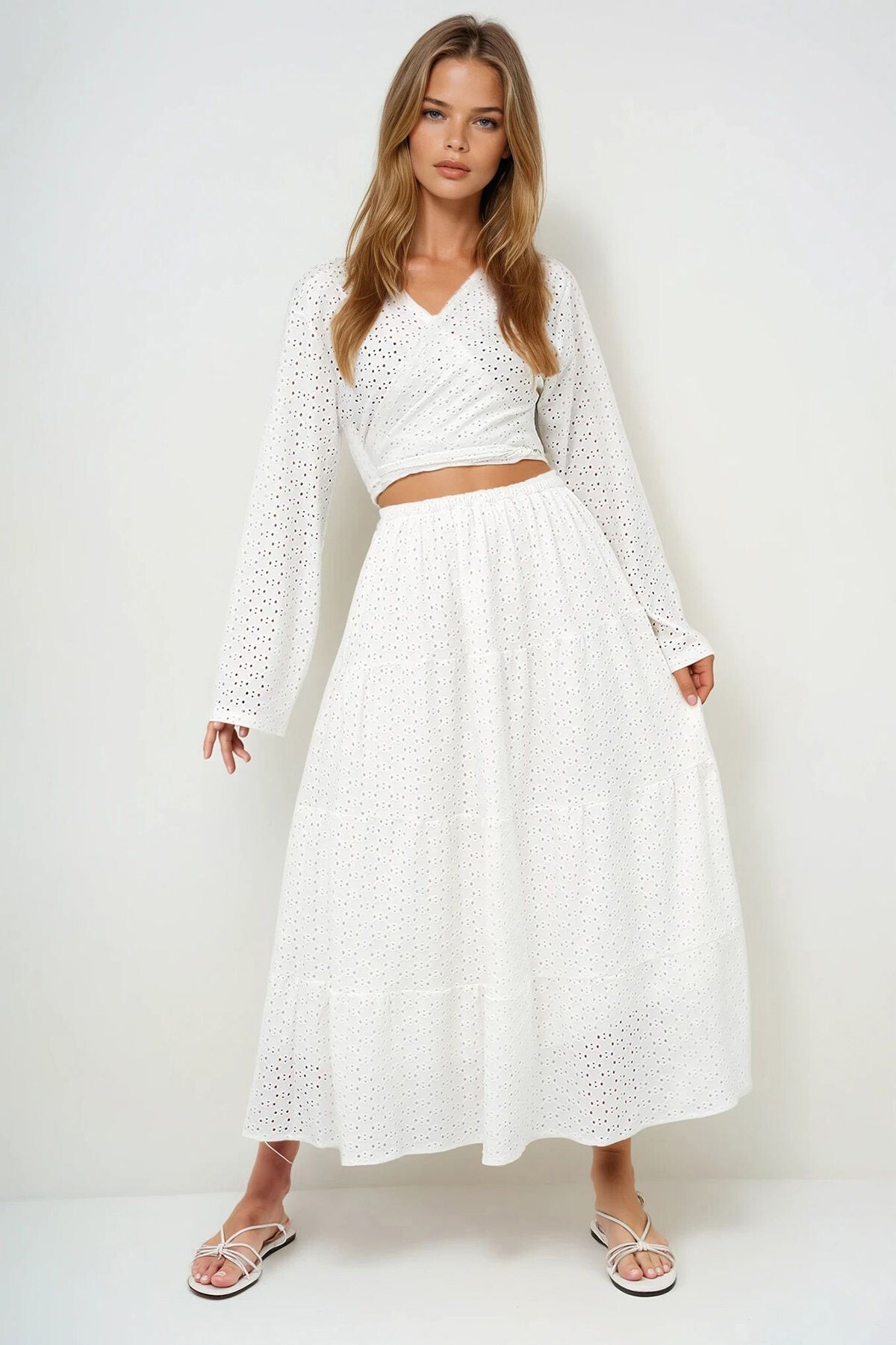 Beyaz Katkat Volanlı Güpür Premium Etek