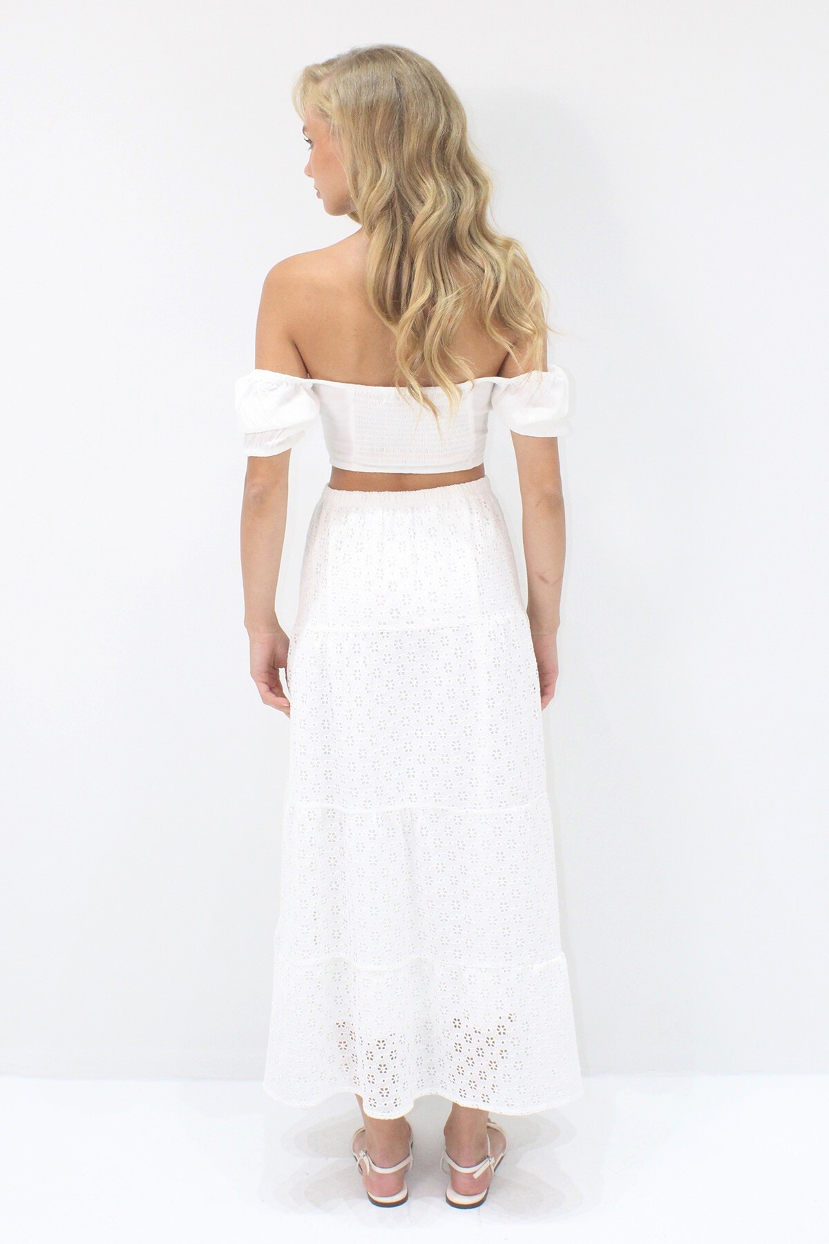 Beyaz Katkat Volanlı Güpür Premium Etek