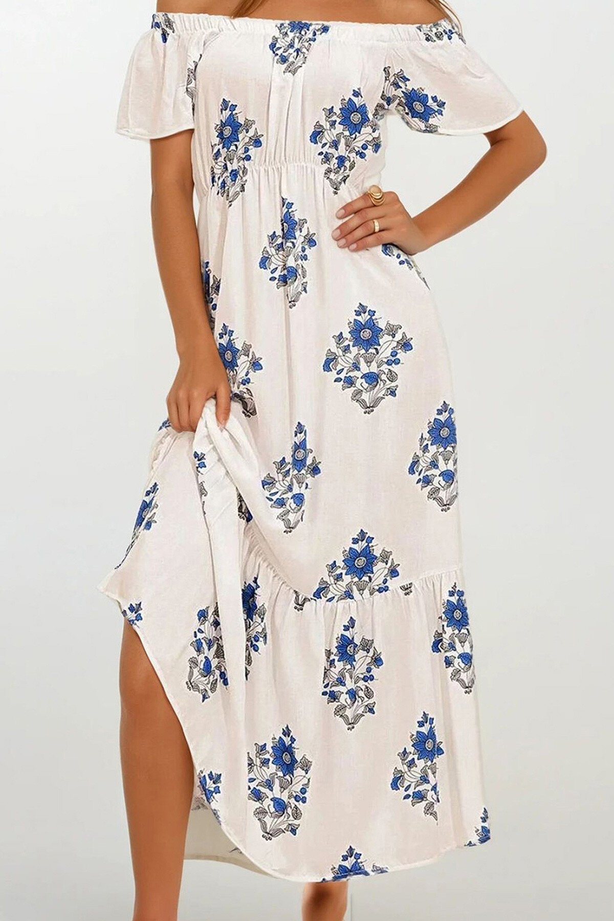 Beyaz Madonna Yaka Dokuma Viskon Elbise