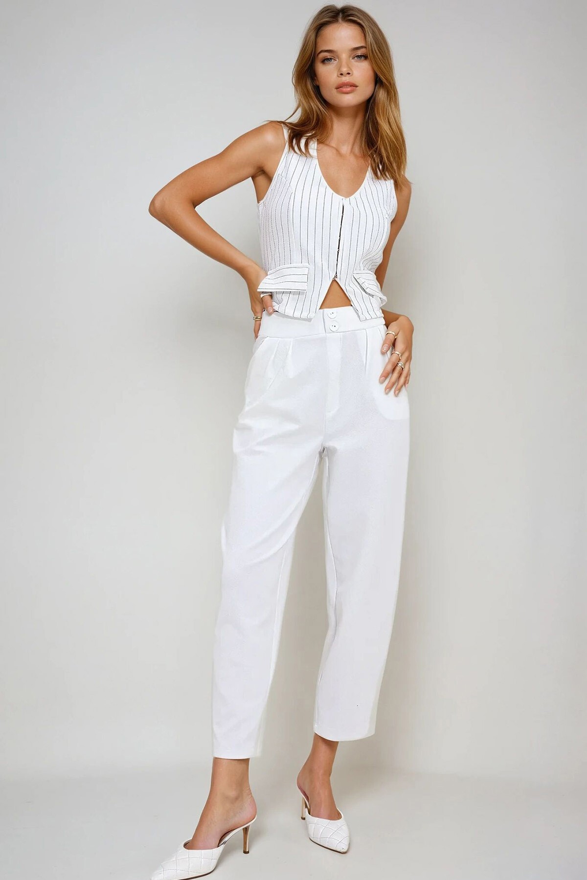 Beyaz Yüksek Bel Havuç Pantolon