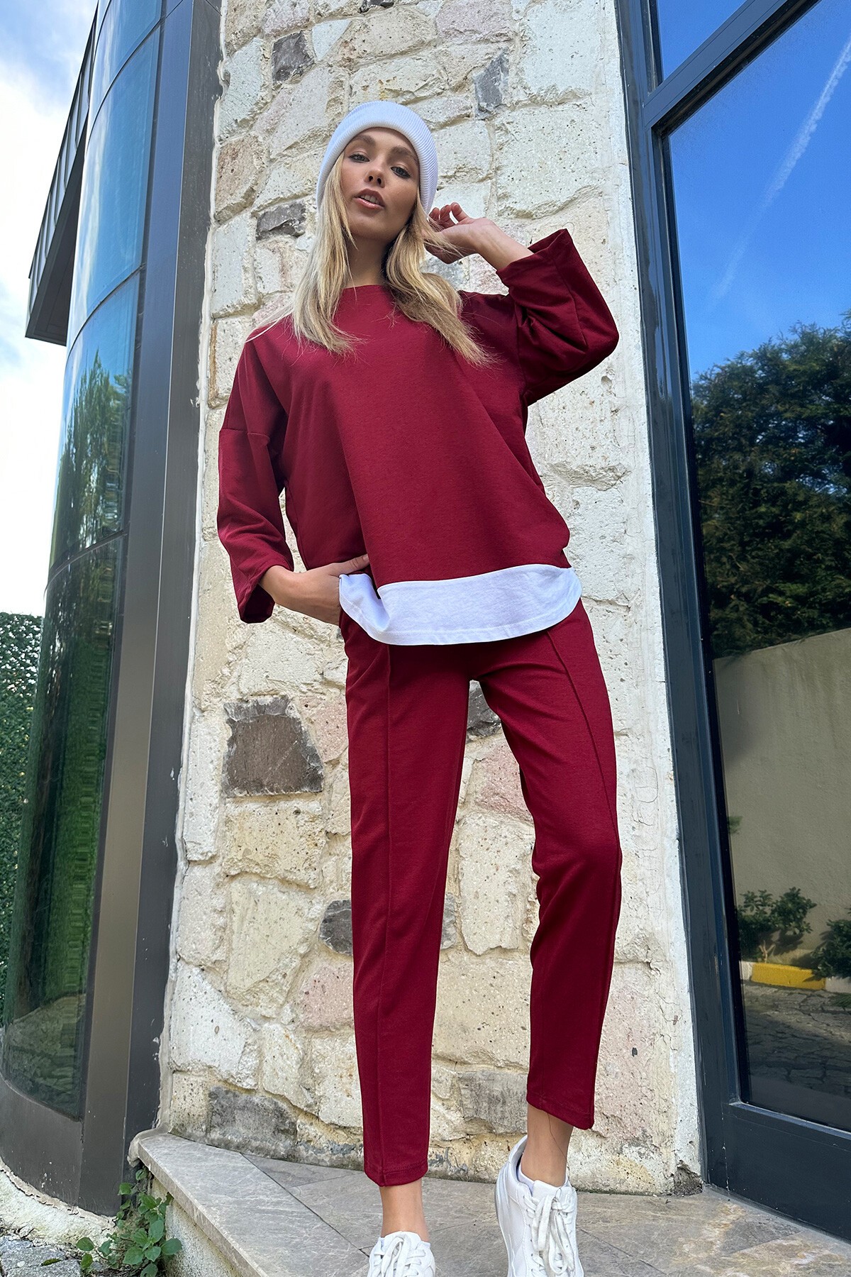 Bordo Bisiklet Yaka Renk Garnili Bluz Ve Çift Cepli Nervür Dikişli Pantolon İkili Takım