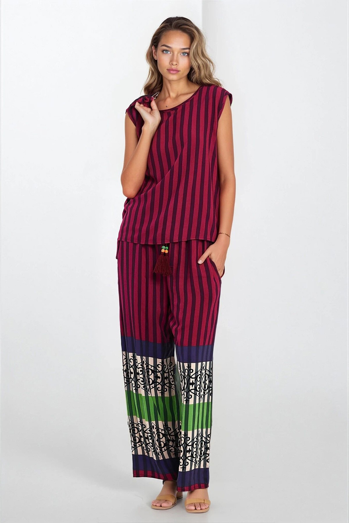 Bordo Bisiklet Yaka Kolsuz Bluz Lastikli Pantolon Ve Kimono Büyük Beden Takım