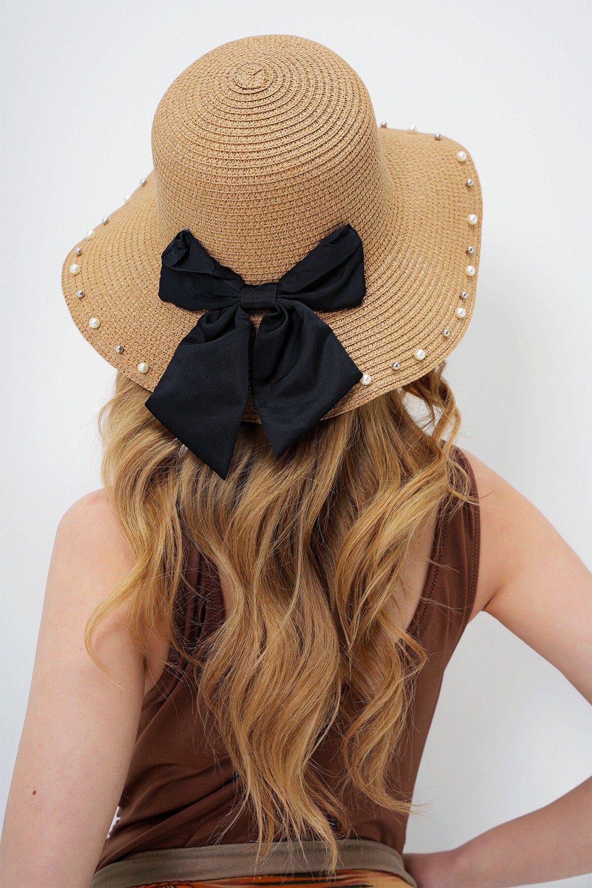 Camel Boncuk İşlemeli Fiyonk Detaylı Hasır Şapka