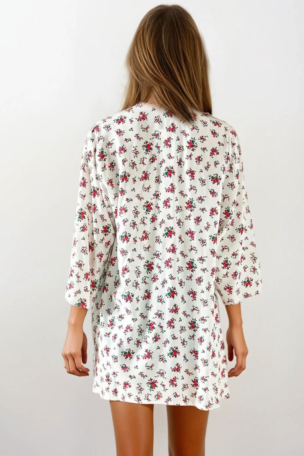 Fuşya Çiçek Desenli Dokuma Viskon Kimono