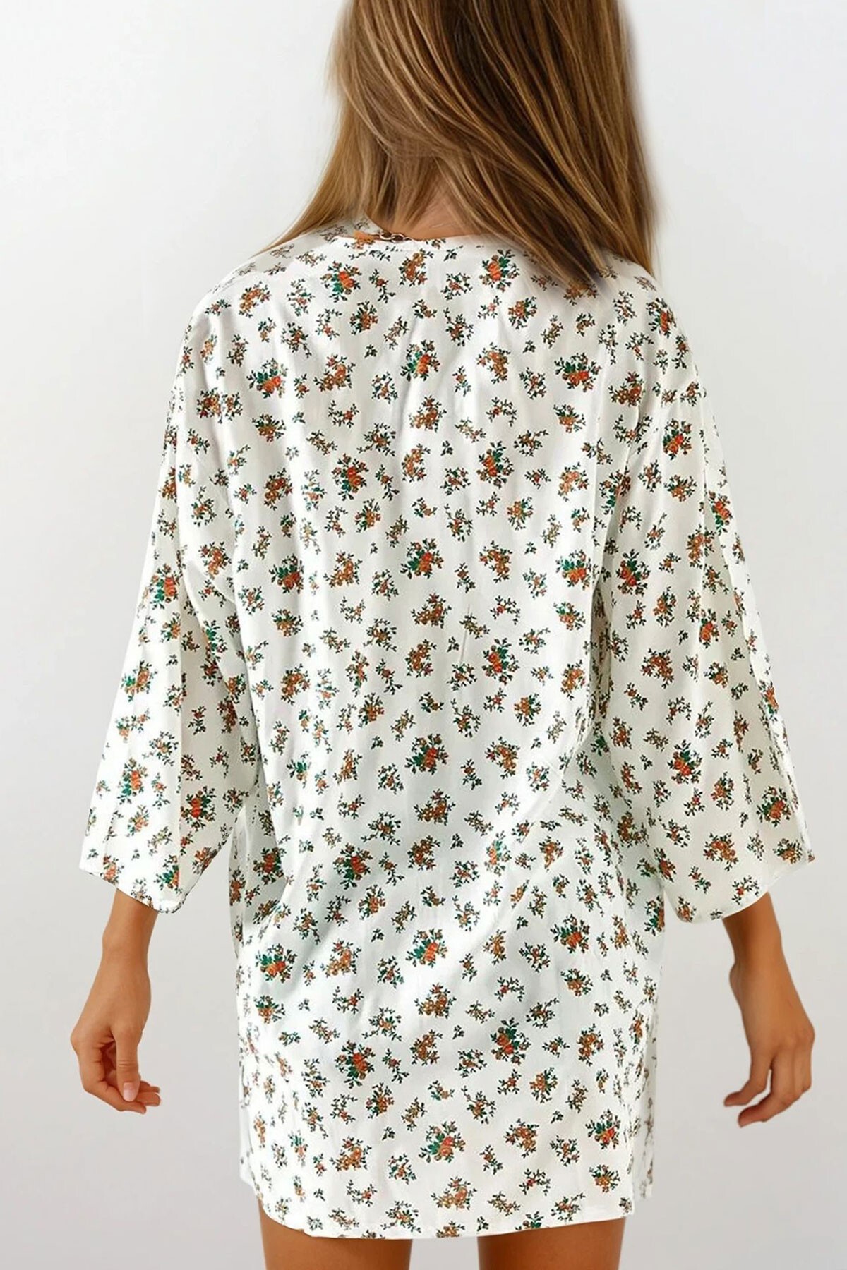 Kırmızı Çiçek Desenli Dokuma Viskon Kimono