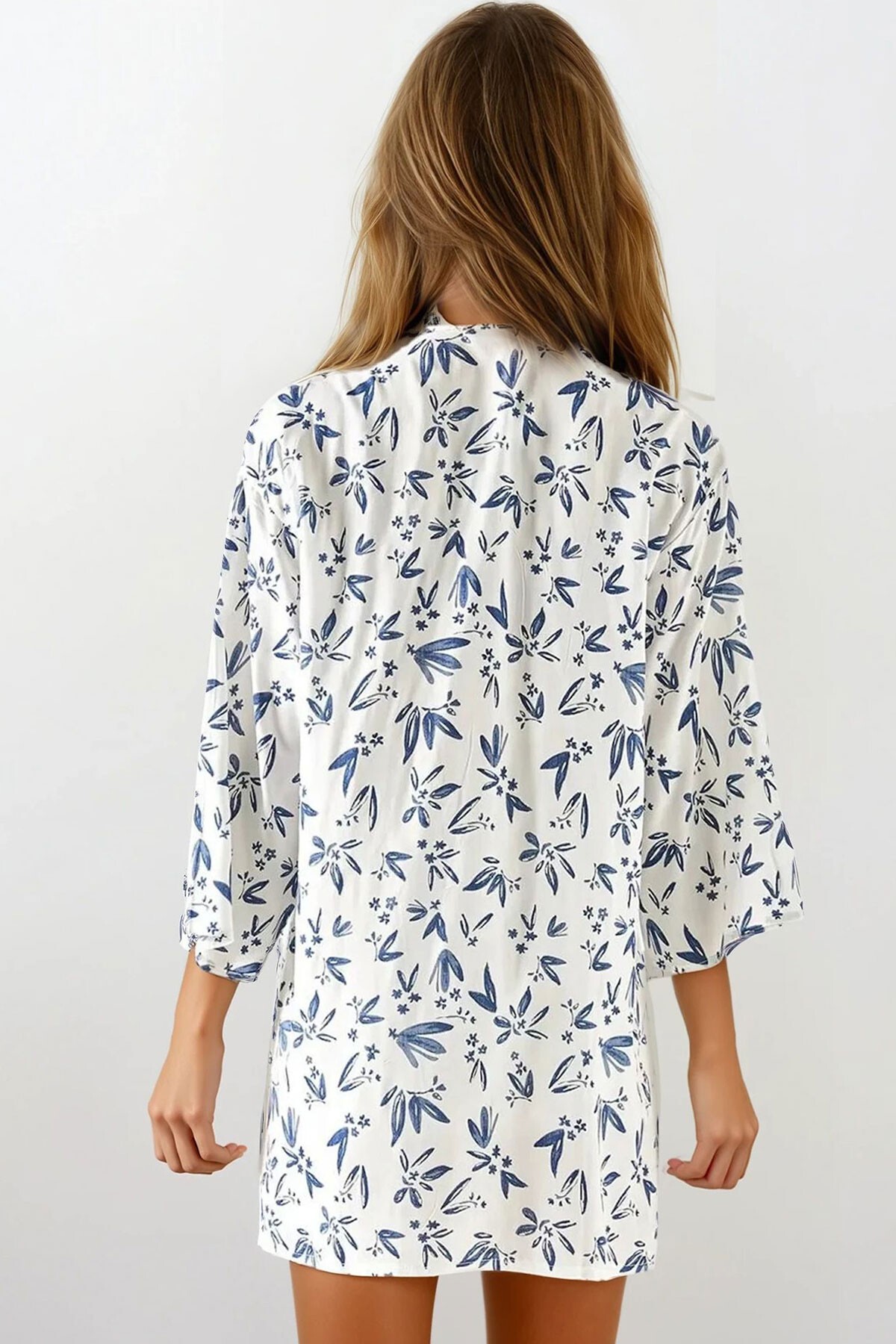 Mavi Çiçek Desenli Dokuma Viskon Kimono