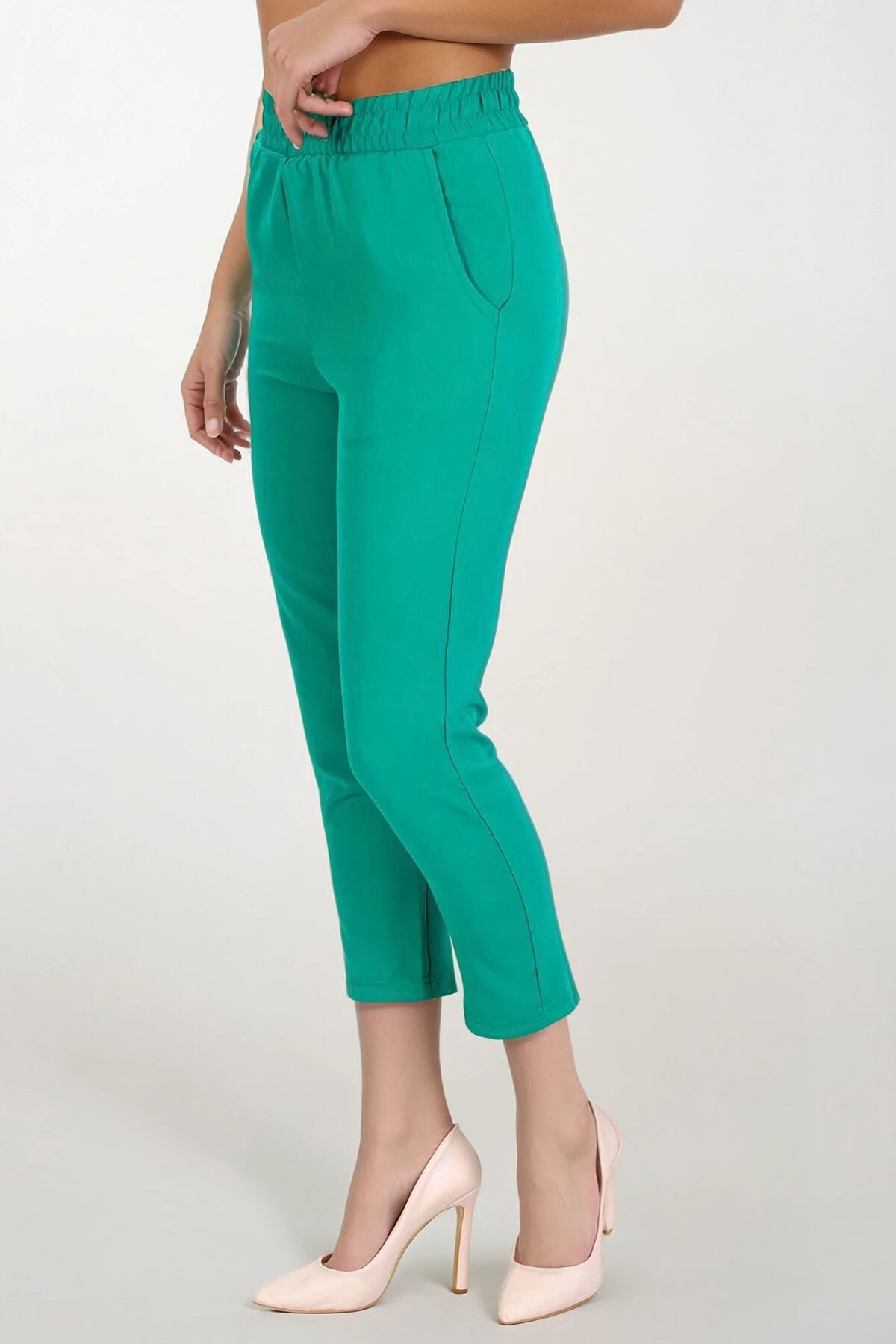 Yeşil Çift Cepli Beli Lastikli Havuç Pantolon