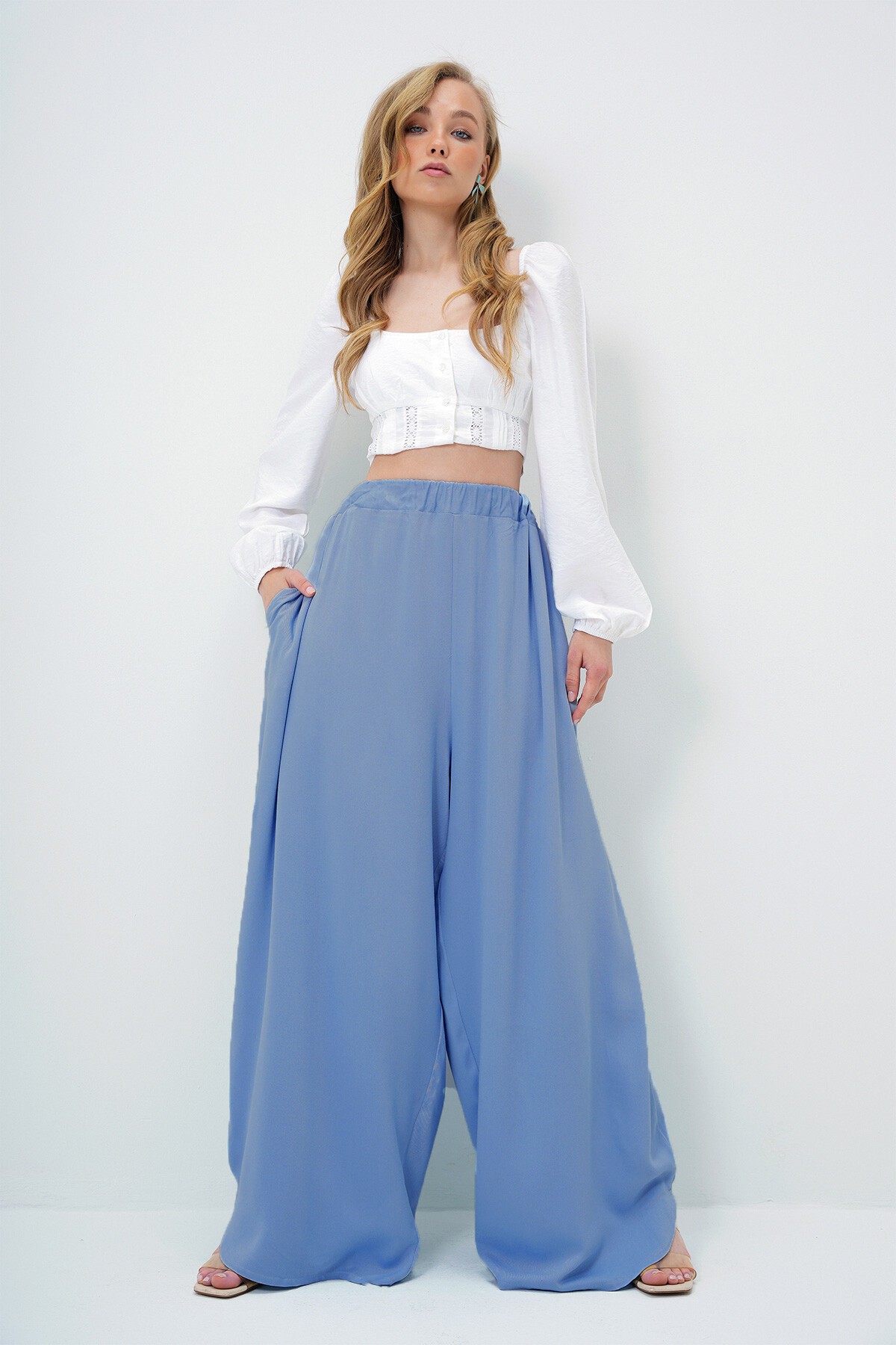 Havacı Mavi Çift Cepli Dökümlü Bol Kesim Dokuma Pantolon