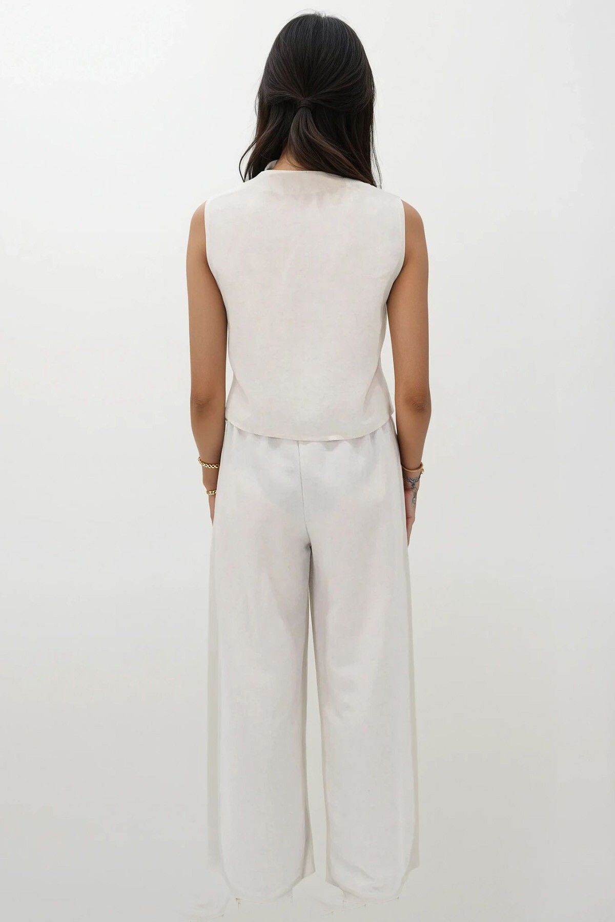 Ekru Güpür İçi Astarlı Yelek Ve Keten Palazzo Pantolon Takım