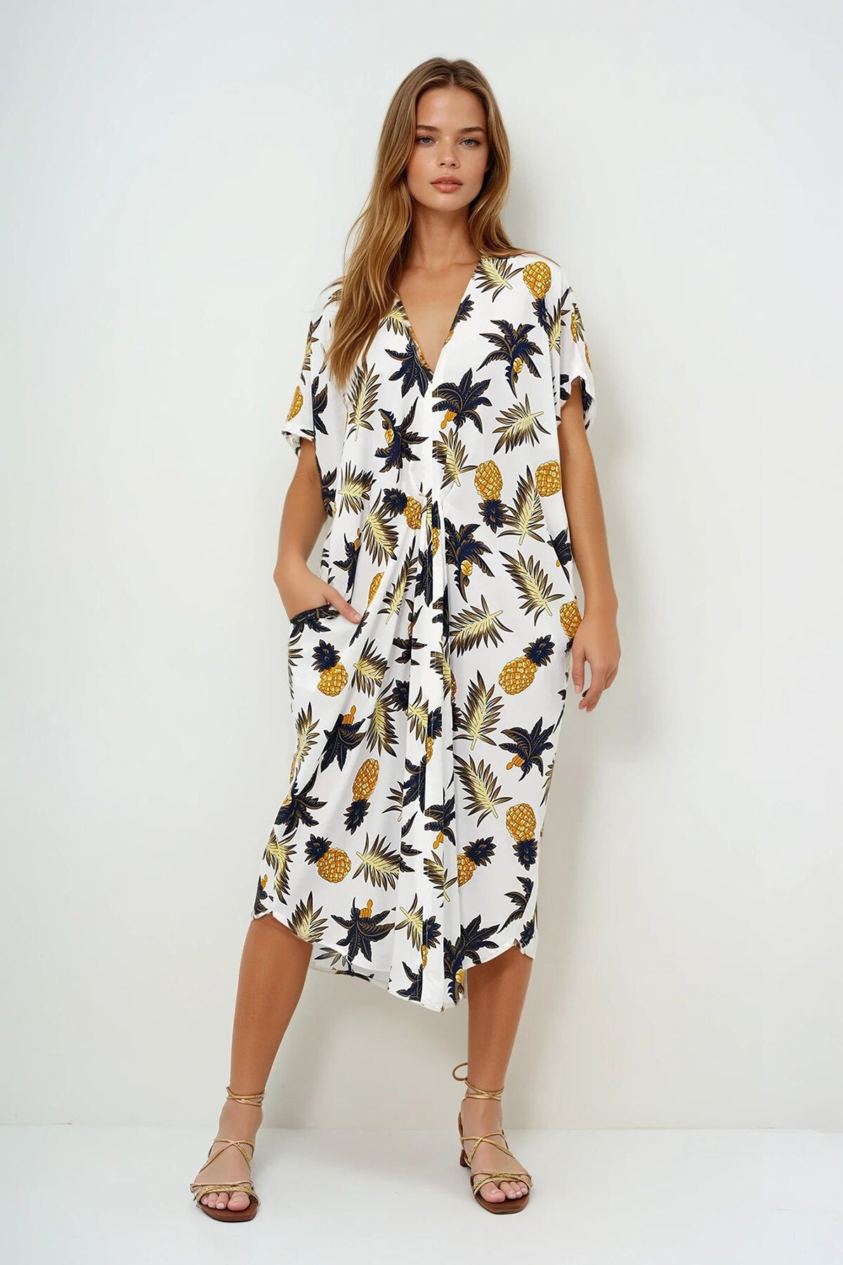 Ekru Sarı V Yaka Desenli Yazlık Maxi Boy Dokuma Elbise