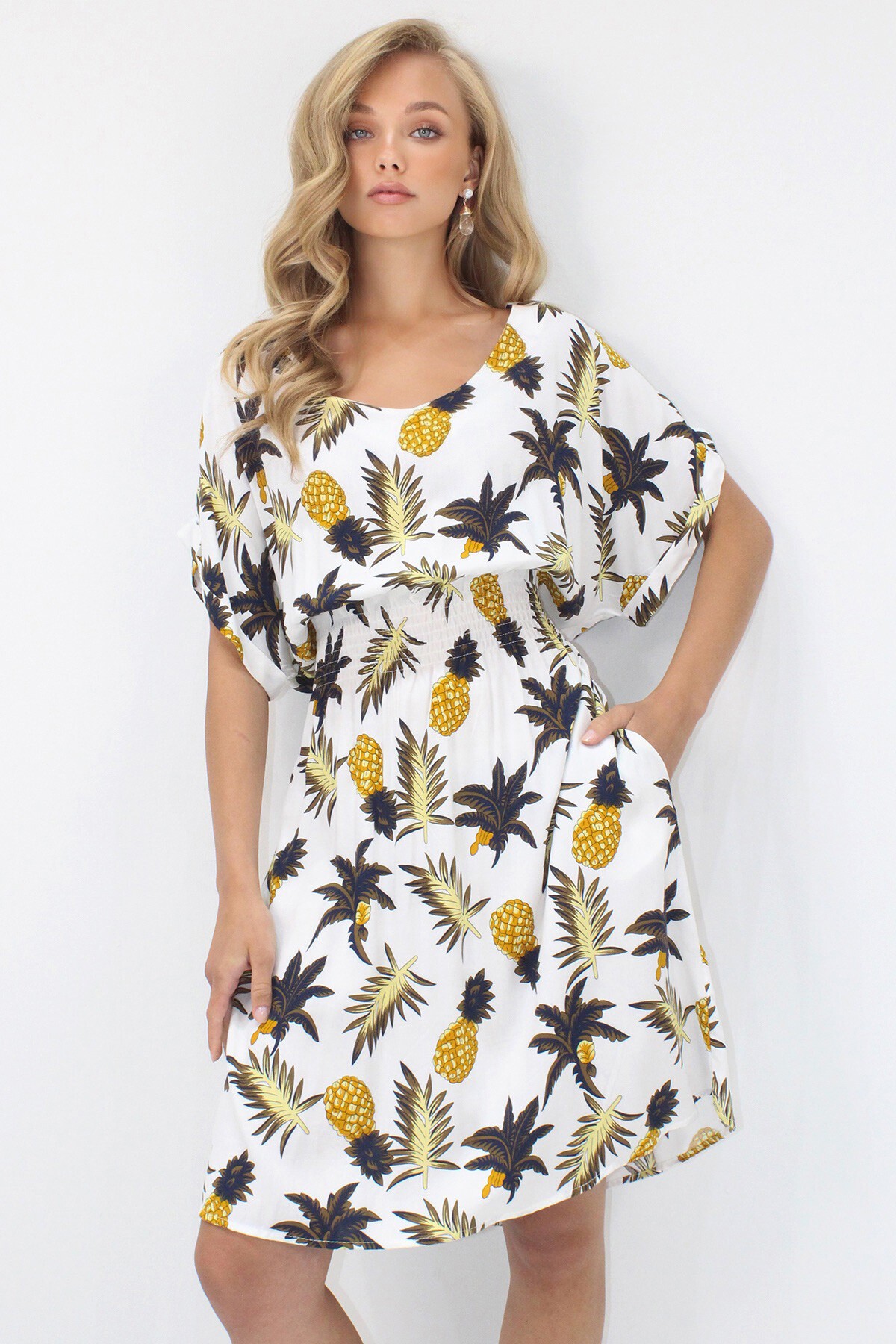 Ekru V Yaka Çift Cepli Desenli Beli Gipeli Dokuma Viskon Elbise