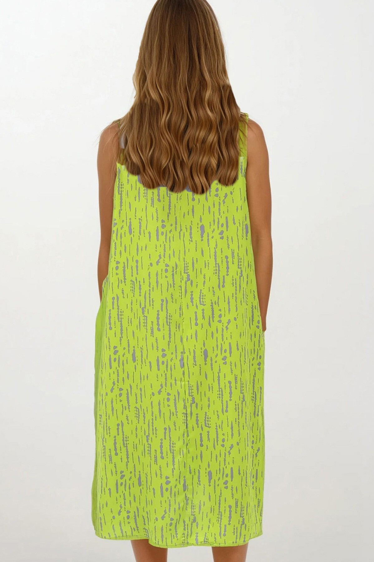 Fıstık Yeşili Desenli Çift Cepli Kolsuz Rahat Kesim Elbise