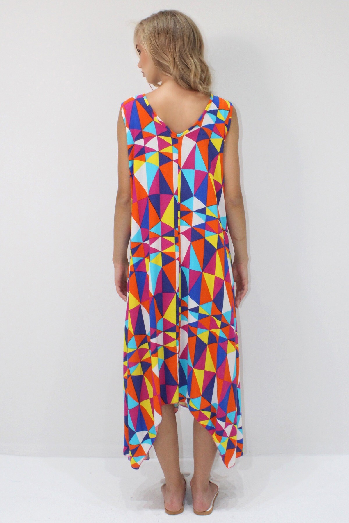 Fuşya Asimetrik Kesim Askılı Halka Detaylı Rahat Kalıp Dokuma Viskon Elbise