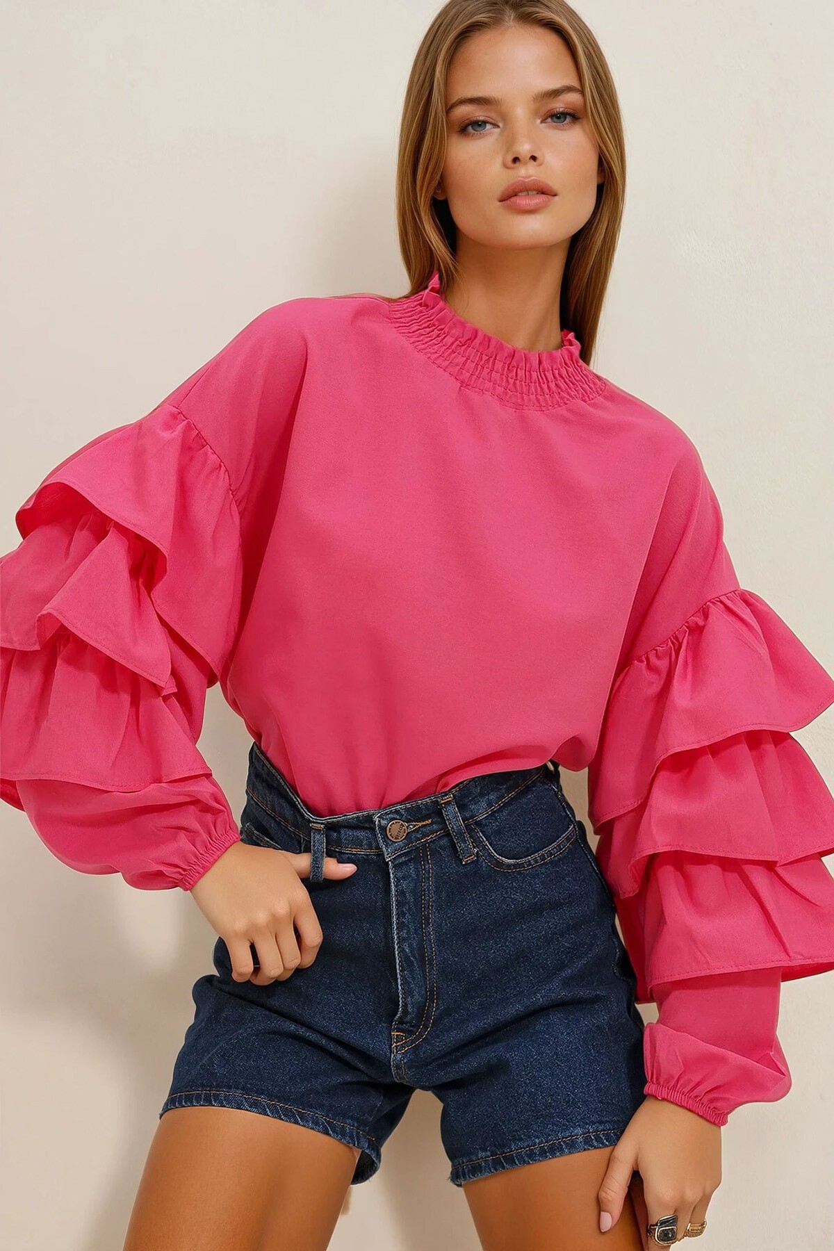 Fuşya Balıkçı Yaka Kolları Kat Volanlı Dokuma Bluz