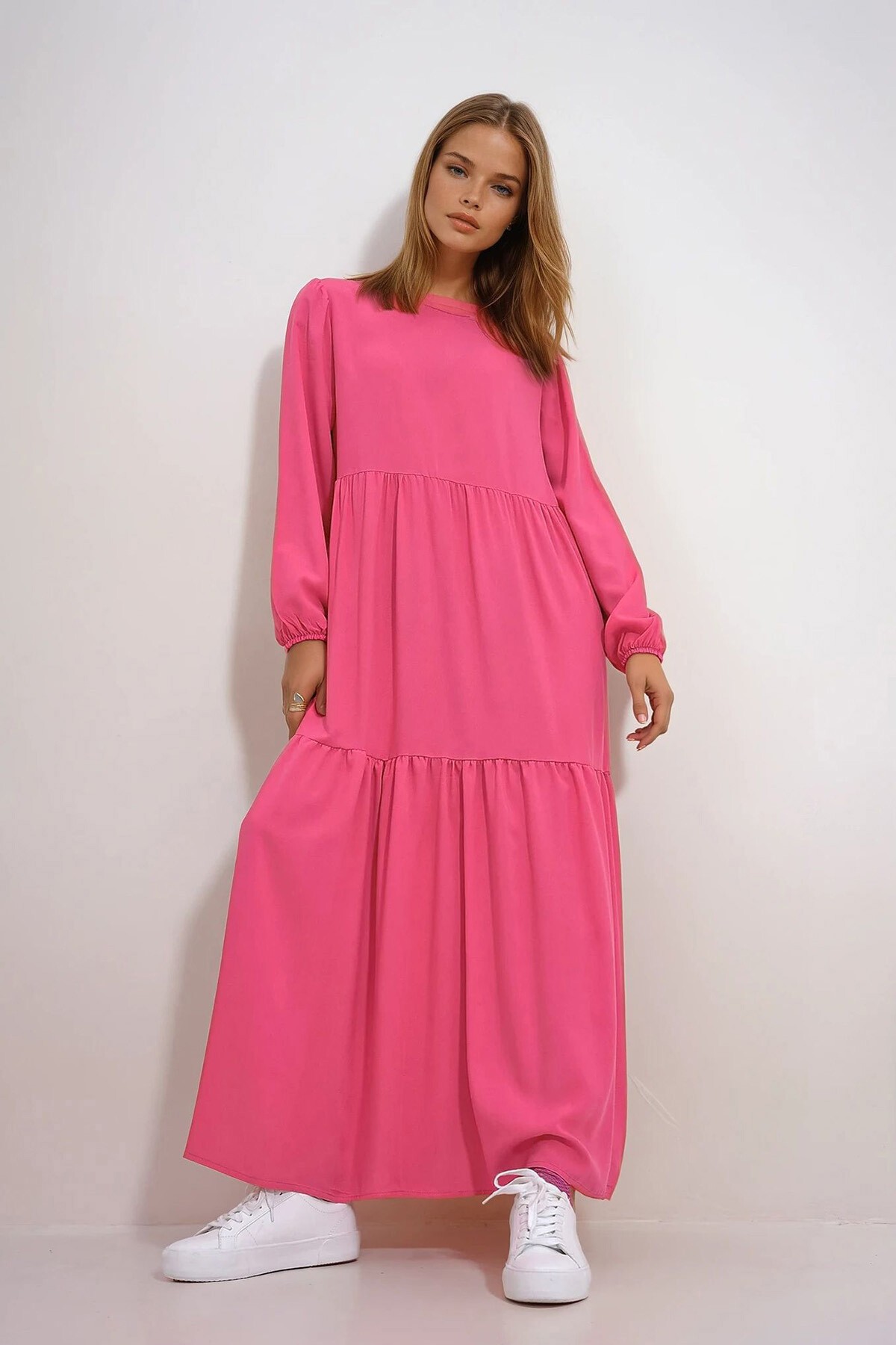 Fuşya Kayık Yaka Balon Kol Kat Kat Volanlı Beli Kuşaklı Dokuma Viskon Elbise