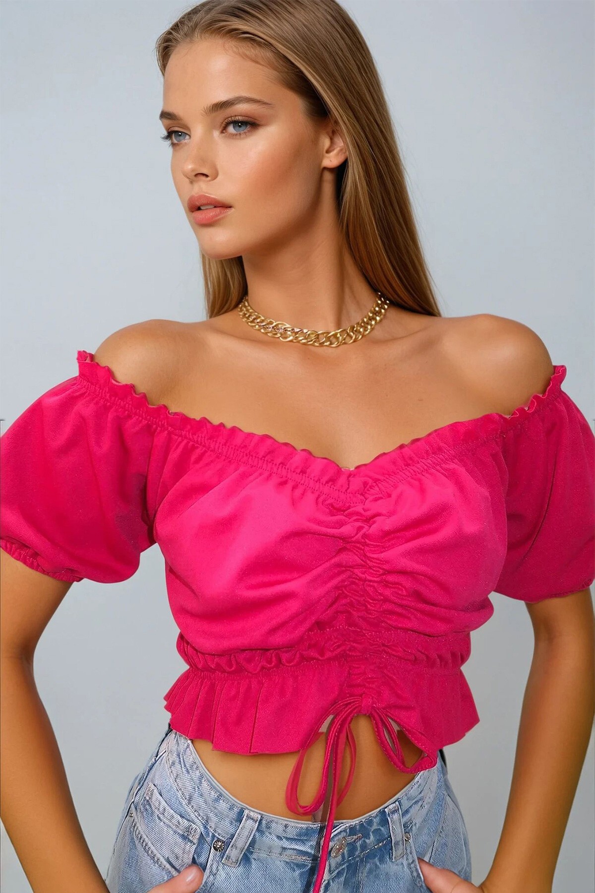 Fuşya Madonna Yaka Beli Ve Kolları Lastikli Önü Büzgülü Crop Dokuma Bluz