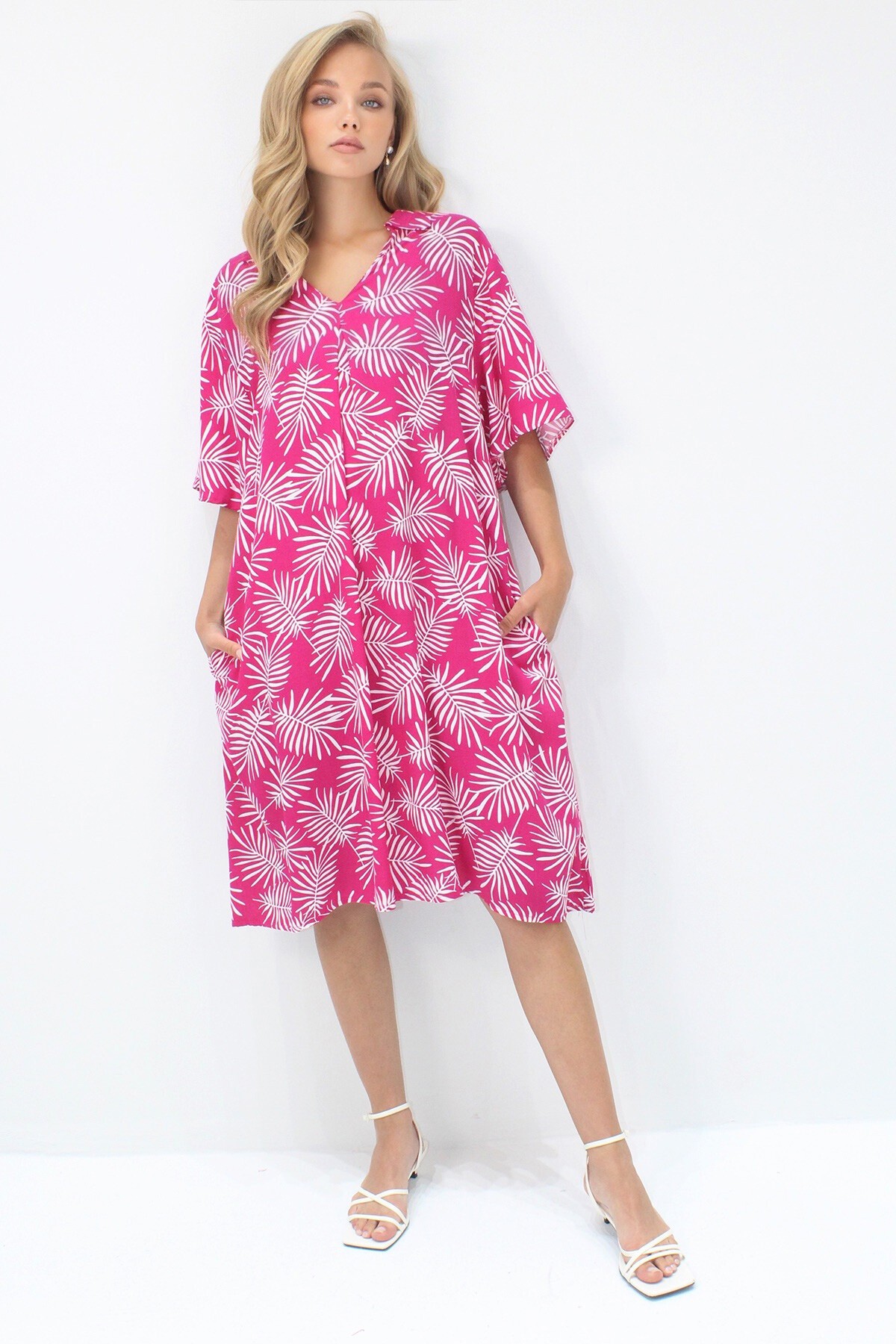 Fuşya Polo Yaka Kısa Kol Desenli Çift Cepli Dokuma Viskon Elbise