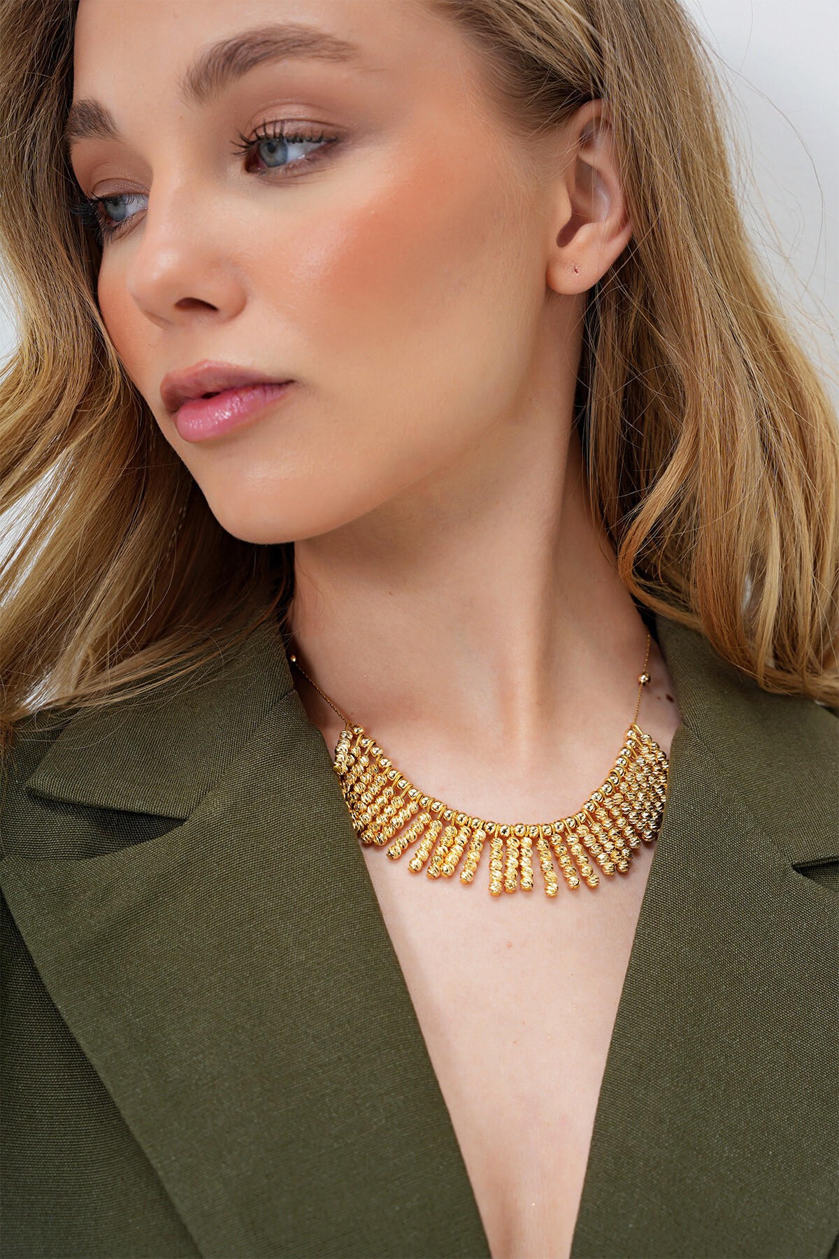 Gold Dorika Toplu Sallantılı Kolye