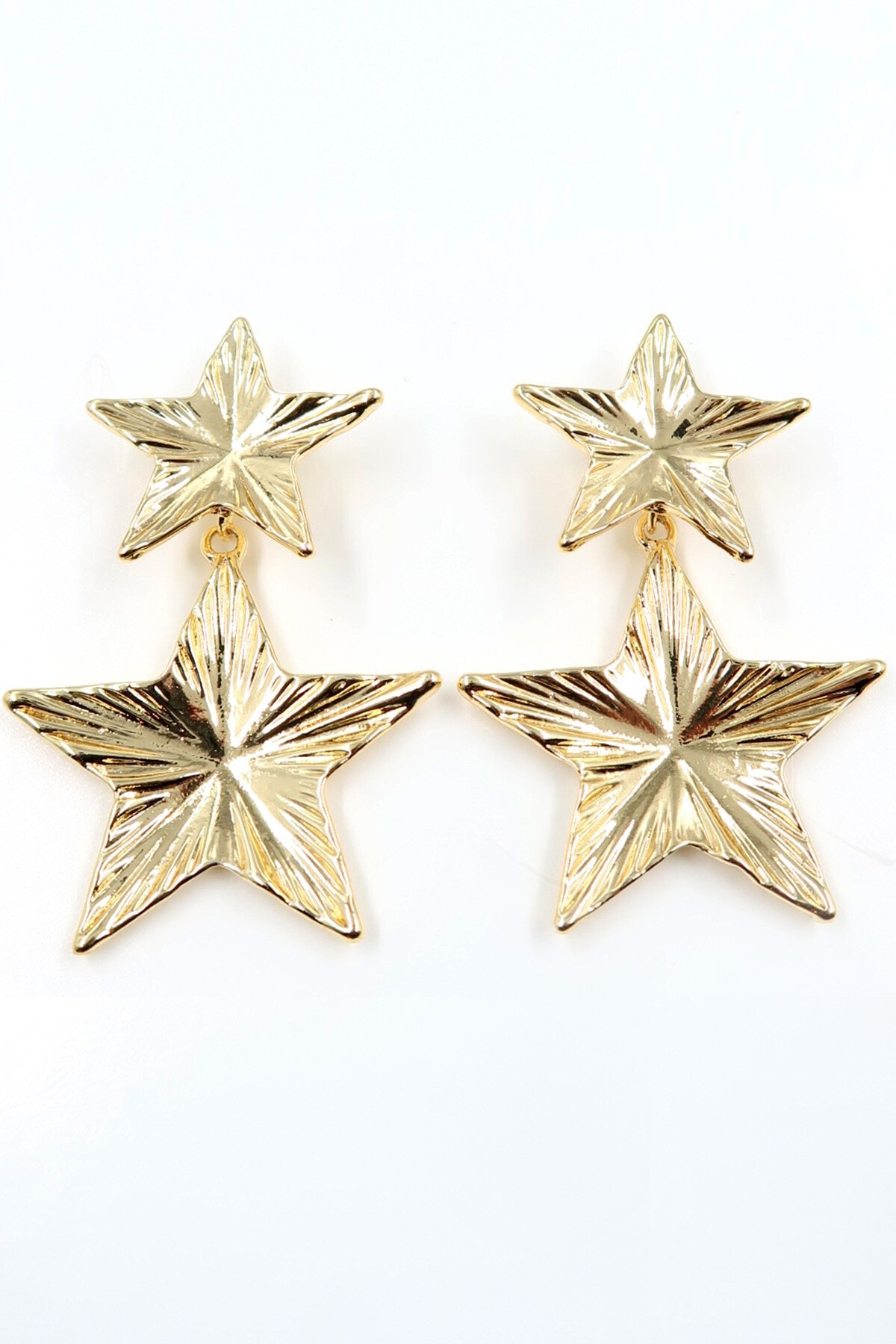 Gold Sallantılı Yıldız Tasarım Küpe