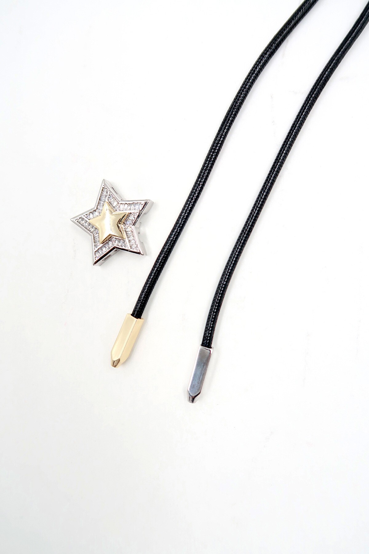 Gold Zirkon Taşlı Gold Yıldızlı Kordon Ayarlanılabilir Kolye