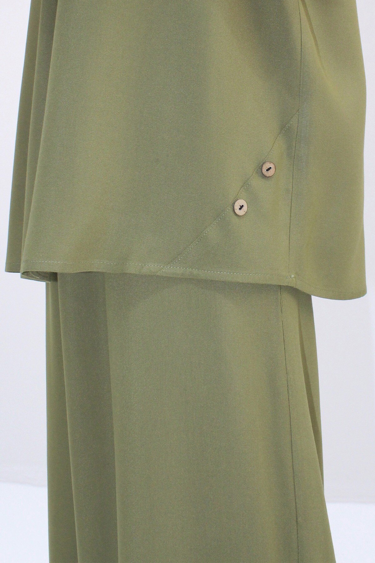 Haki Düğme Detaylı Rahat Kesim Viskon Dokuma İkili Takım