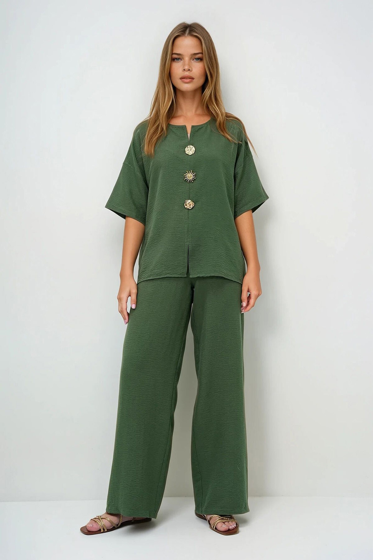 Haki V Yaka Metal Gold Düğme Detaylı Aerobin Bluz Ve Pantolon Alt Üst Takım