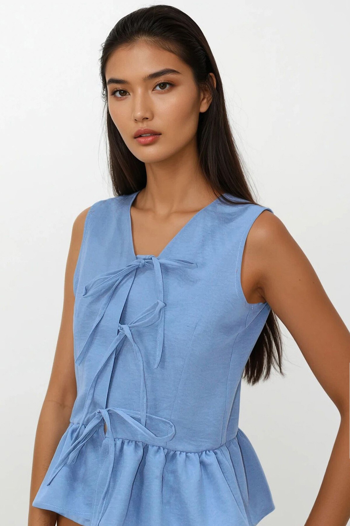 Havacı Mavi V Yaka Fiyonk Detaylı Eteği Volanlı Aerobin Bluz