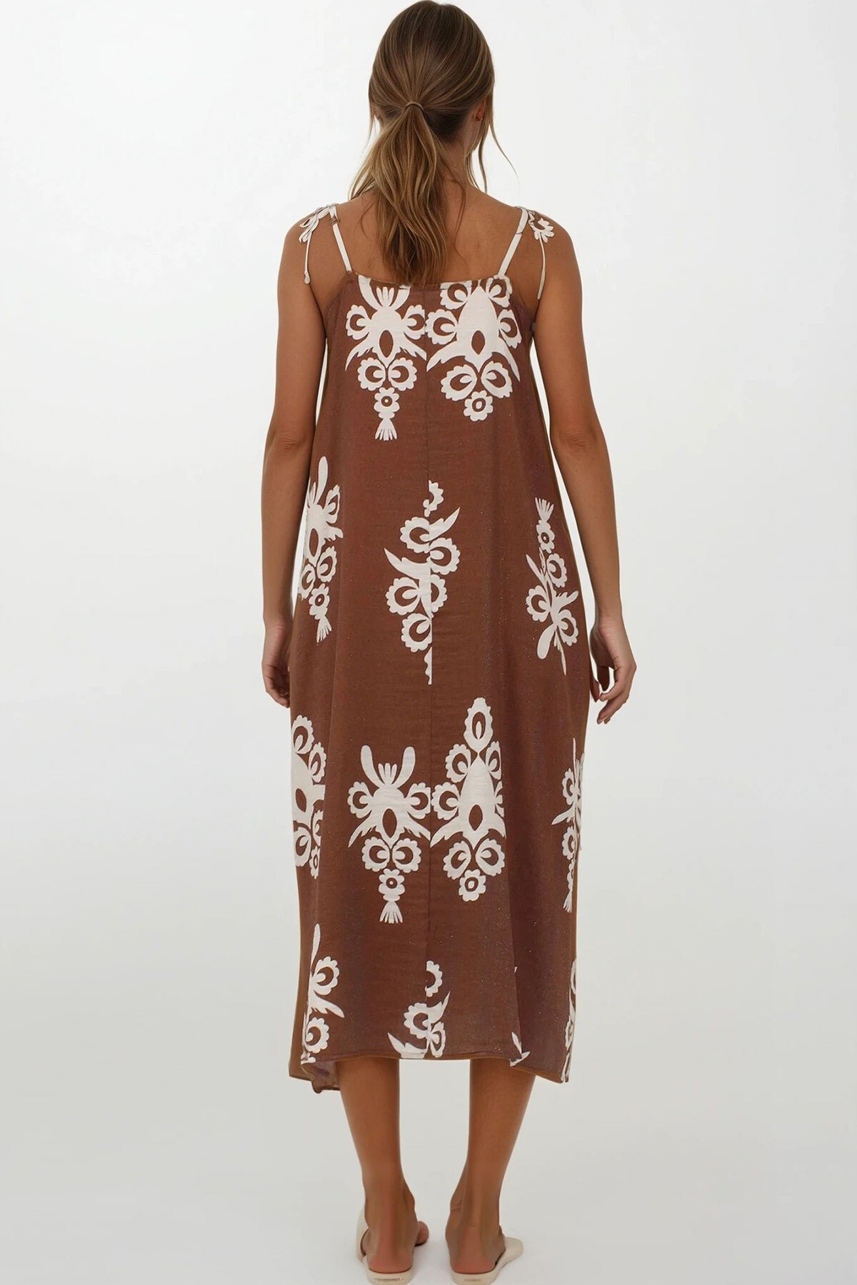 Kahverengi Ayarlanabilir Askılı Desenli Çift Cepli Midi Boy Keten Elbise