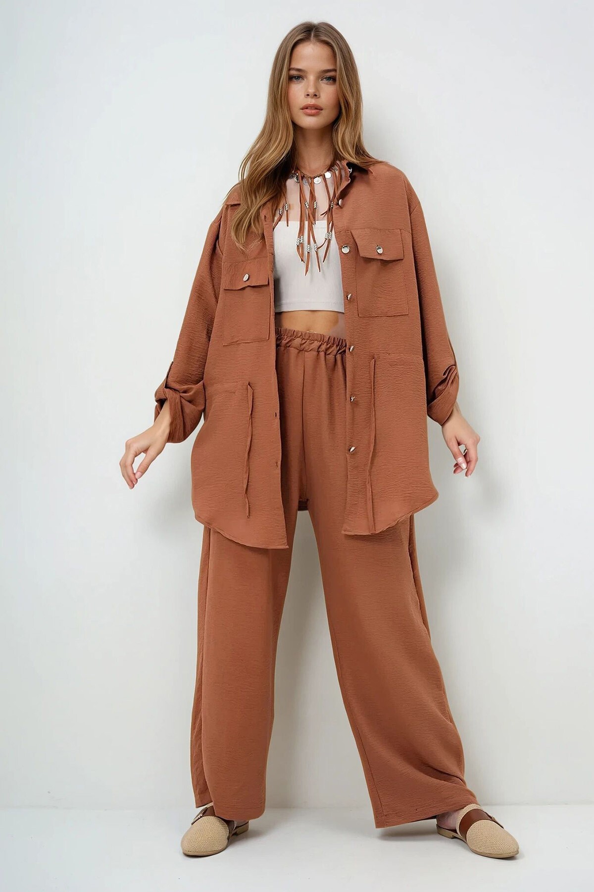 Kahverengi Çift Cepli Safari Ceket Ve Beli Lastikli Wide Leg Aerobin Pantolonlu Takım