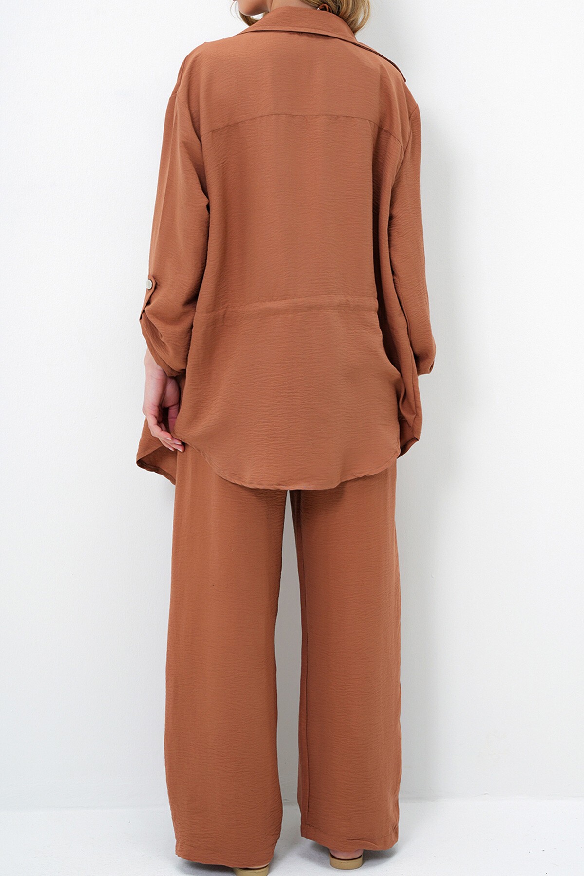 Kahverengi Çift Cepli Safari Ceket Ve Beli Lastikli Wide Leg Aerobin Pantolonlu Takım