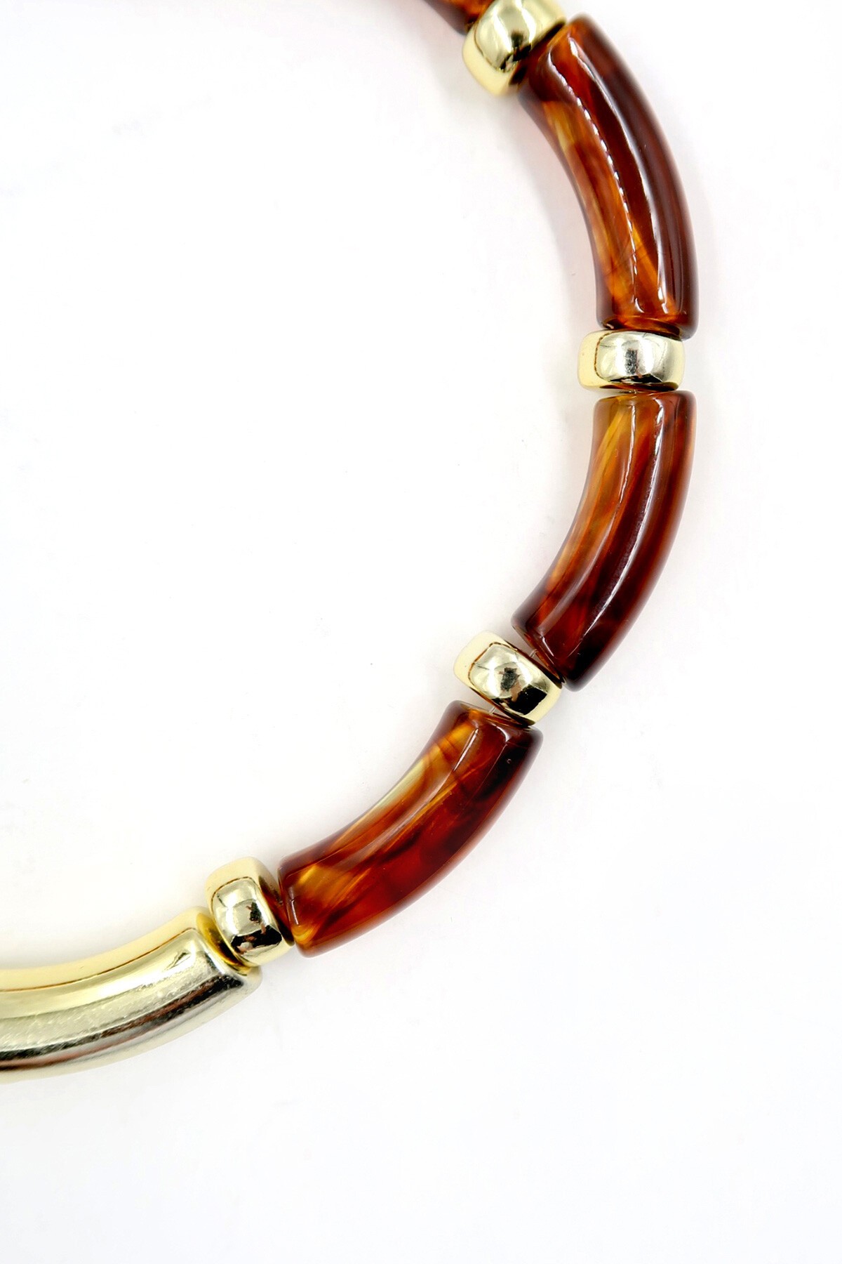 Kahverengi Gold Detaylı Kemik Taşlı Kolye