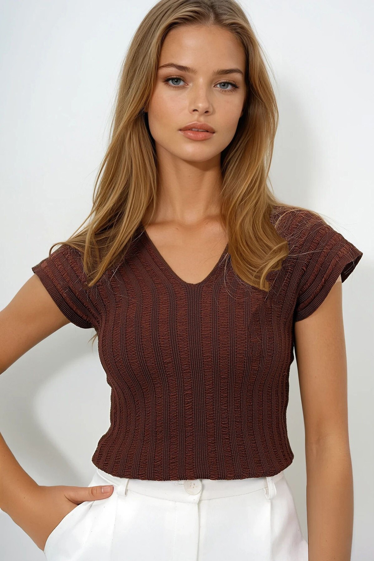 Kahverengi Ön Arka V Yaka Ajurlu Yazlık Triko Bluz