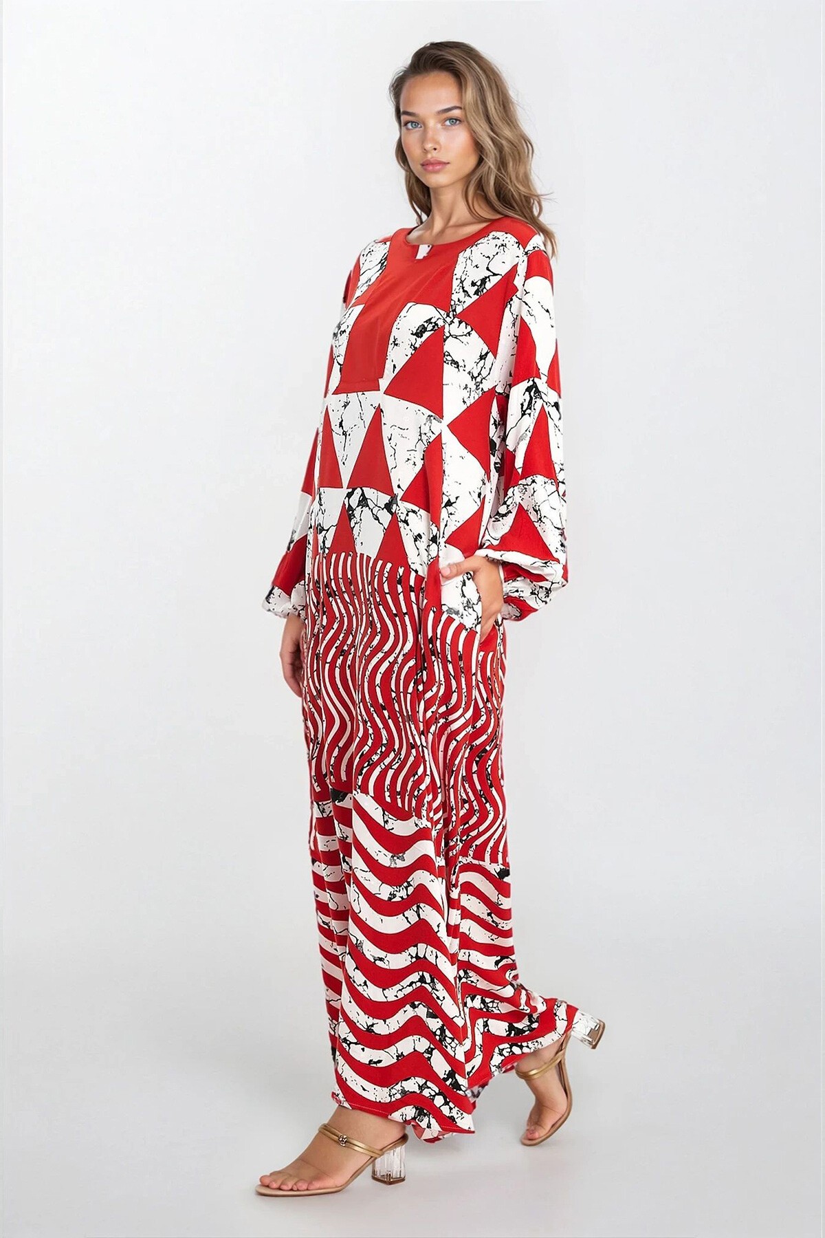 Kırmızı Kolları Lastikli Çift Cepli Büyük Beden Elbise